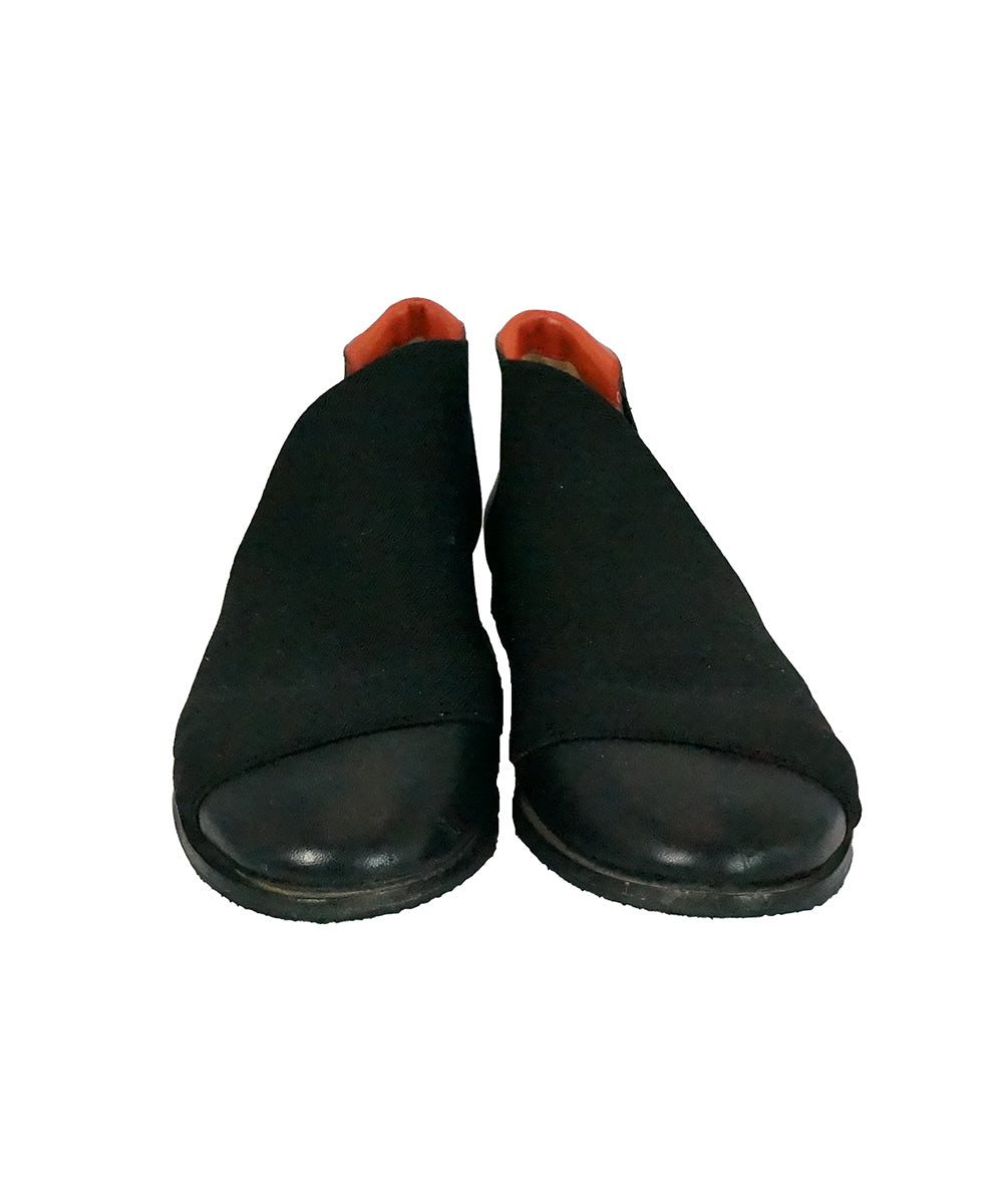 Sapato Preto com Elástico