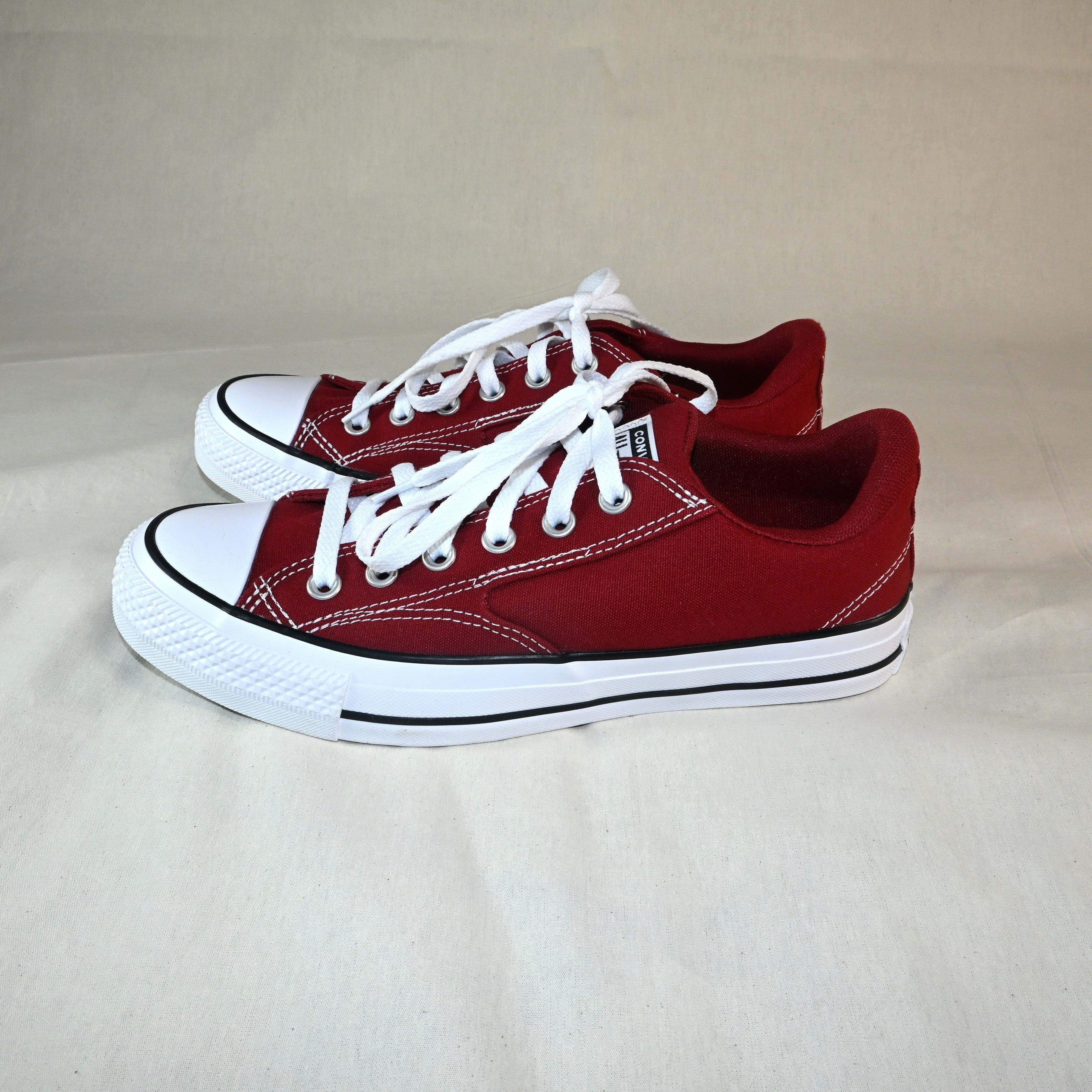 Tênis vermelho All Star