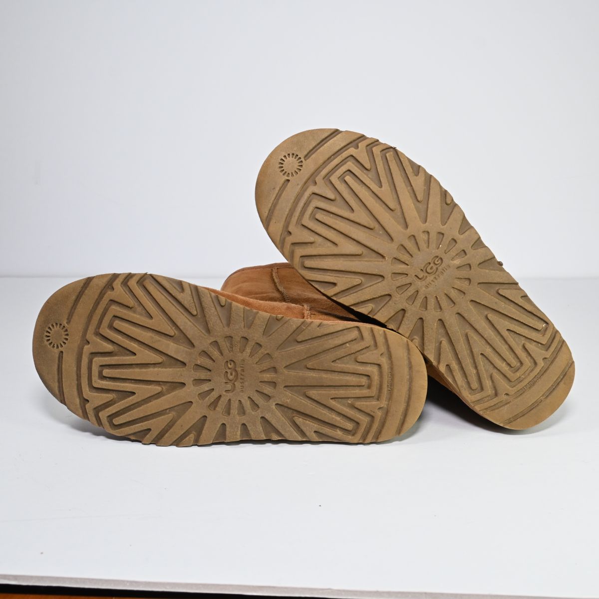 Bota Ugg Marrom forrada de lã