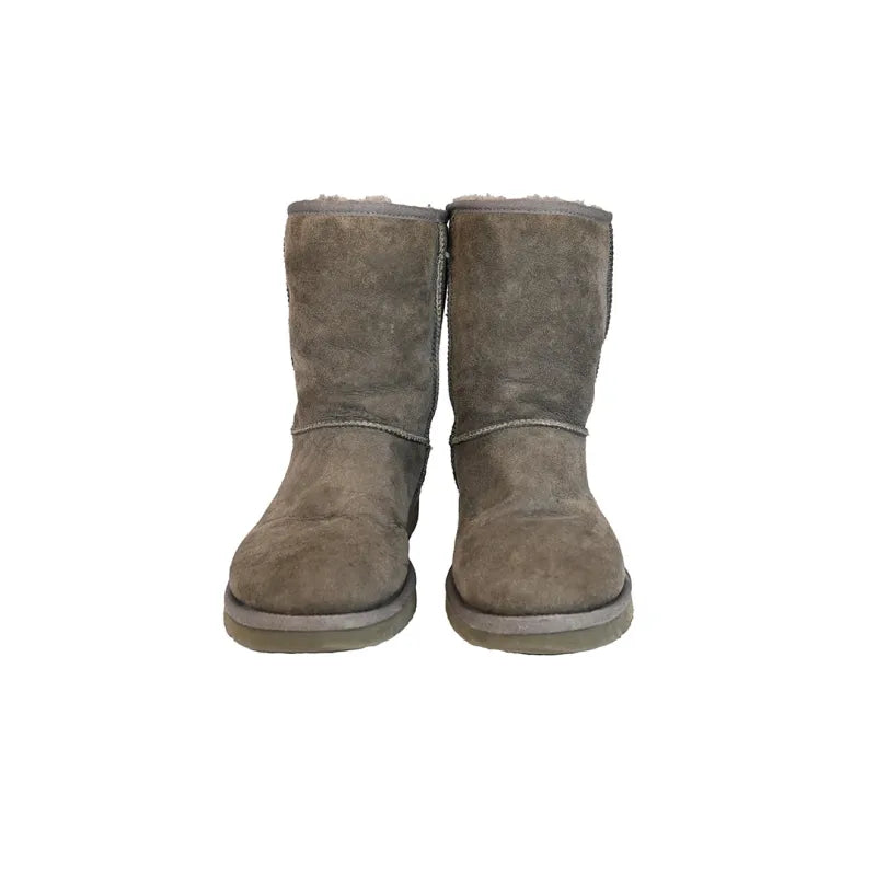 Bota forrada cinza