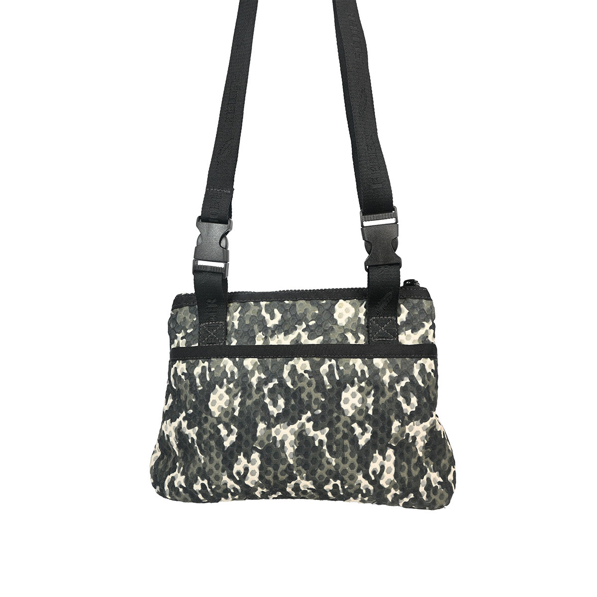 Bolsa média com estampa camuflada