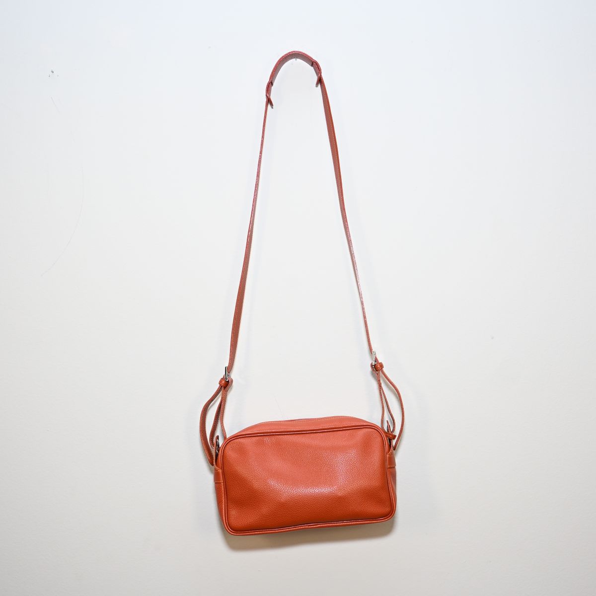 Bolsa tiracolo de couro laranja