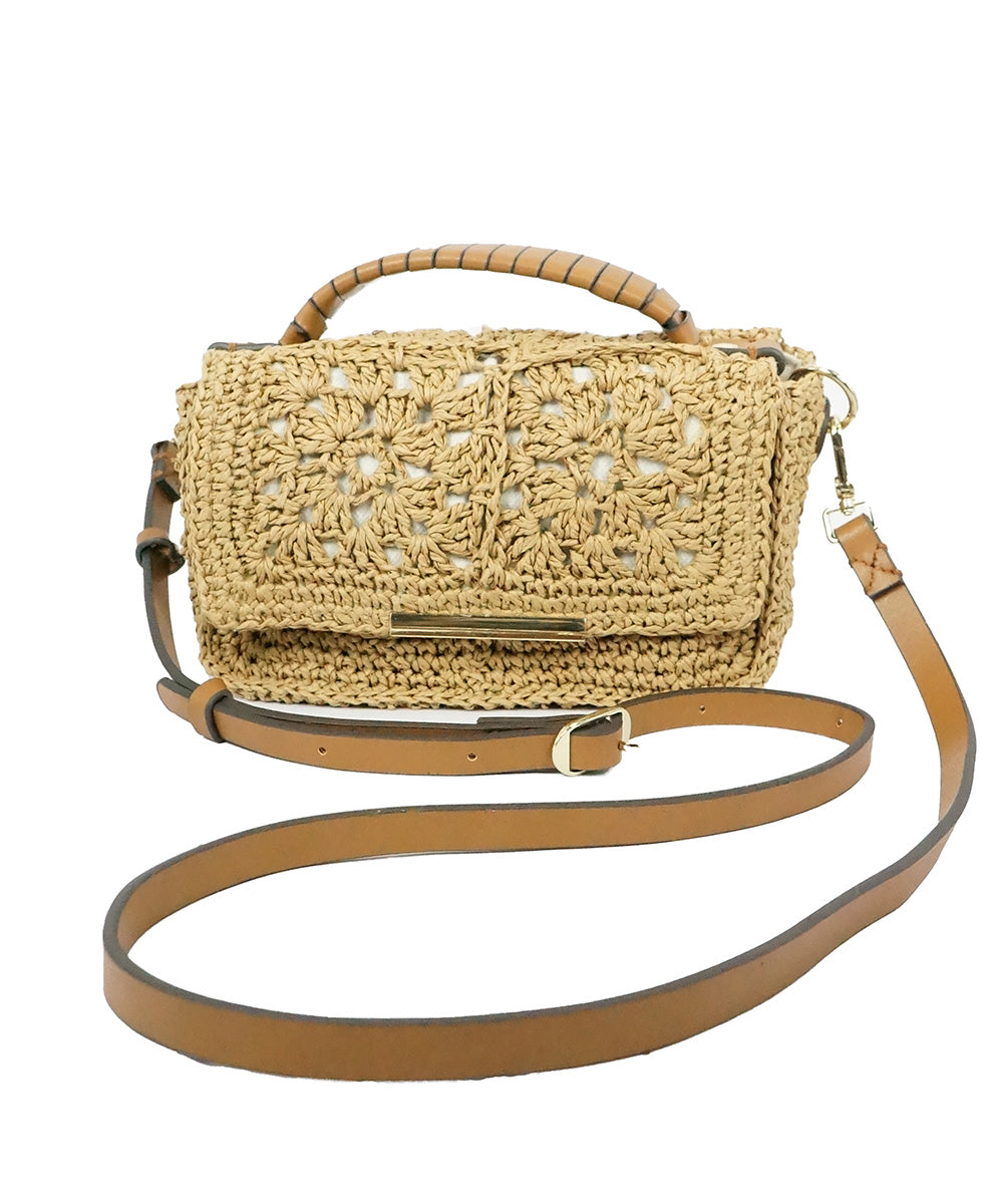 Bolsa Pequena de Crochê  Marrom