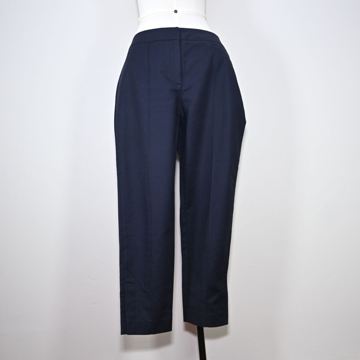 Calça de alfaiataria azul marinho