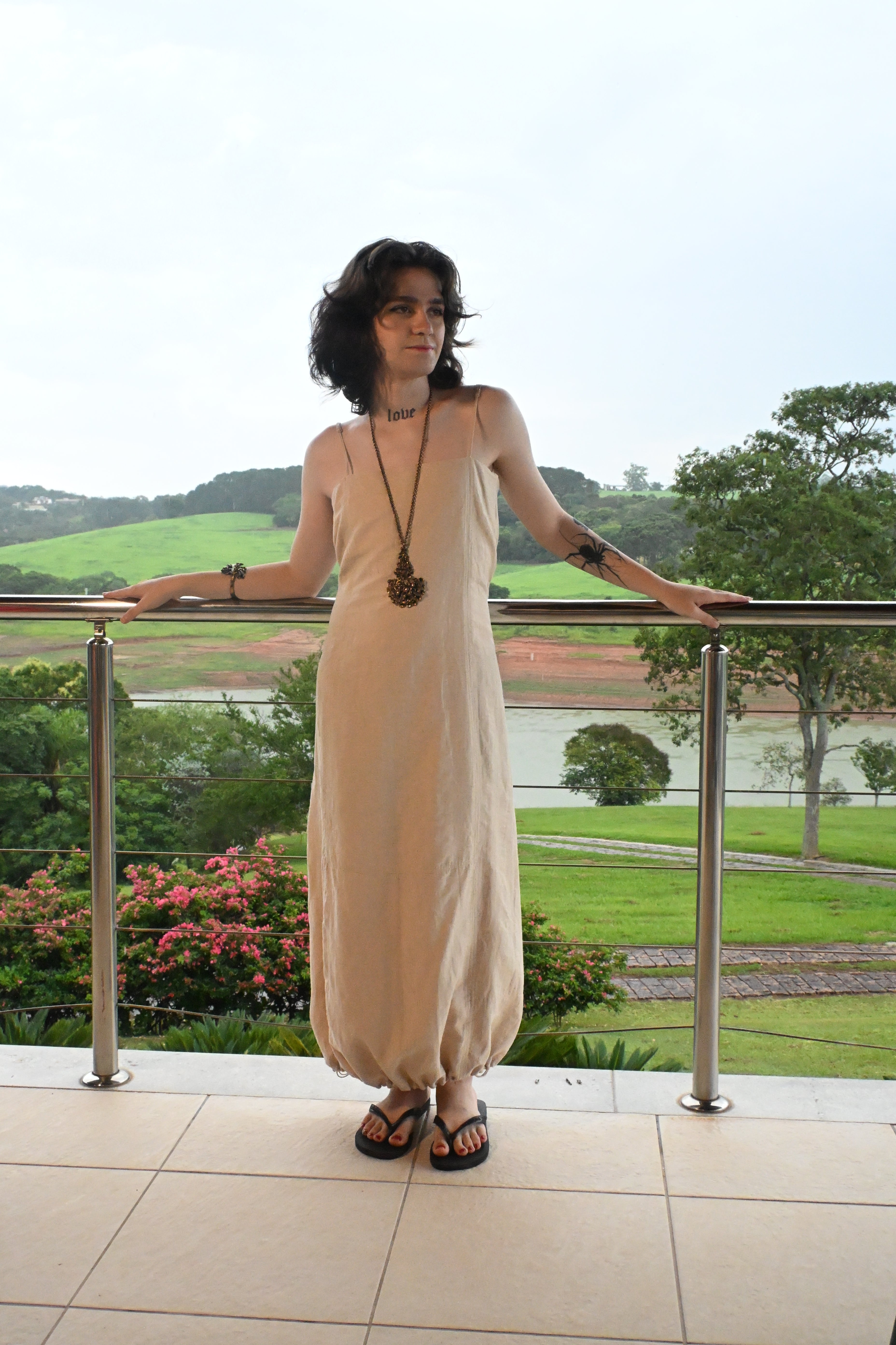 Vestido Longo Bege