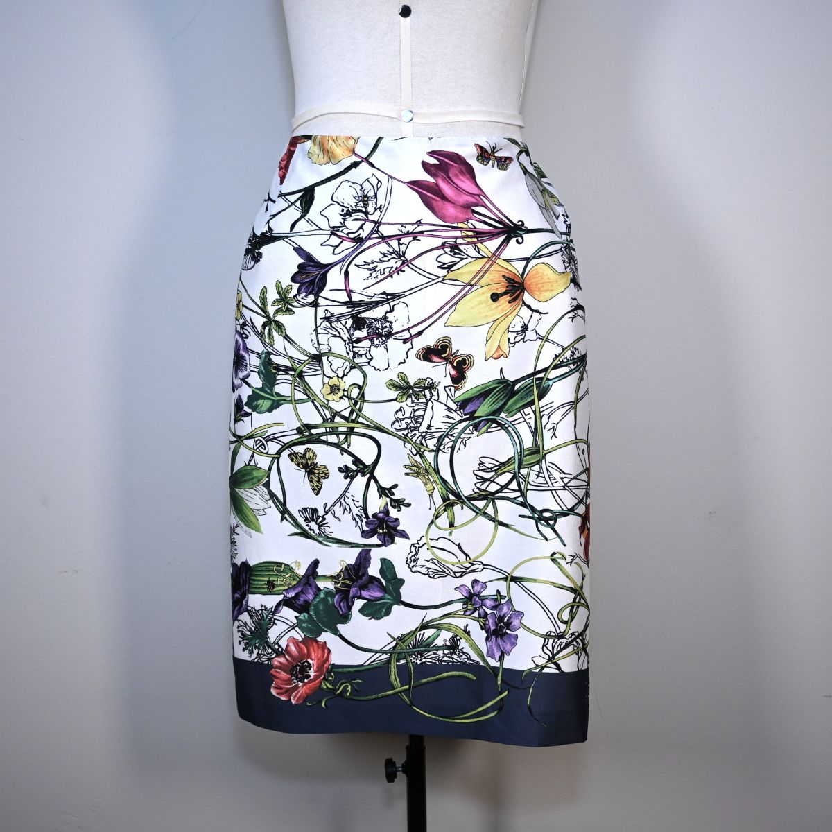 Saia lápis floral