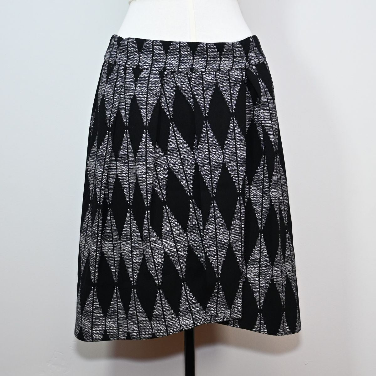 Saia preta e cinza argyle