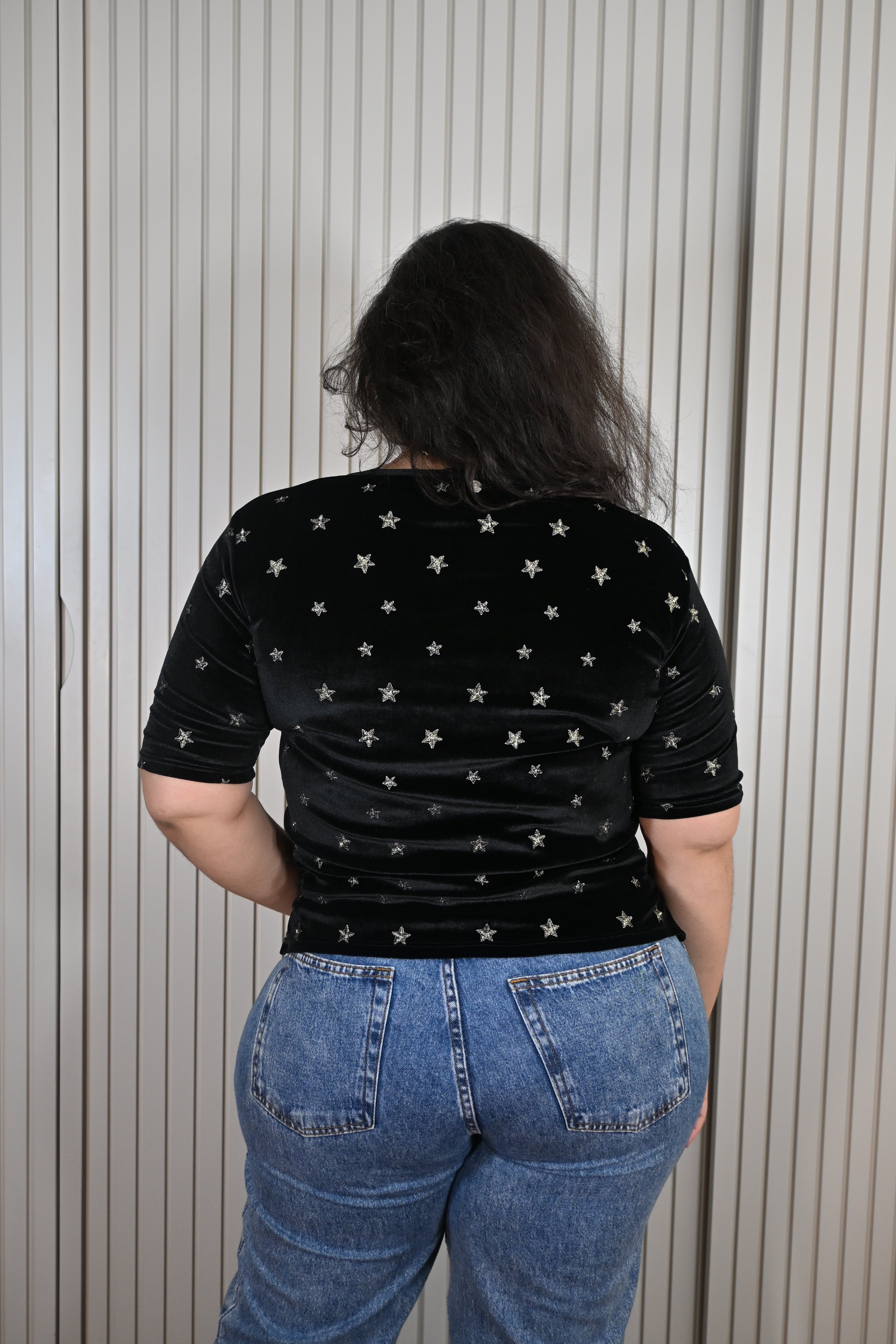 Camiseta Aveludada com Estrelas