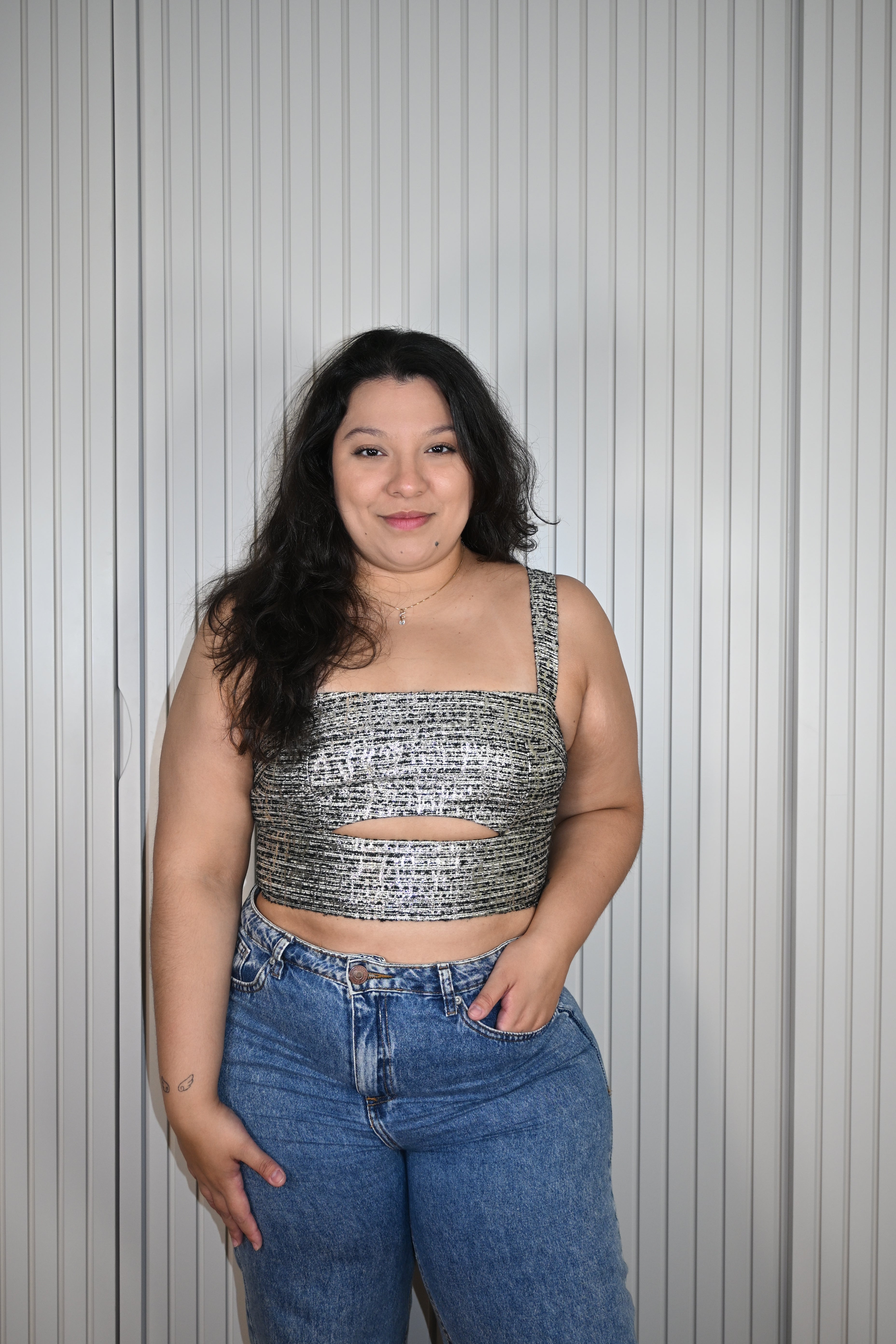 Cropped Brilhoso com Abertura