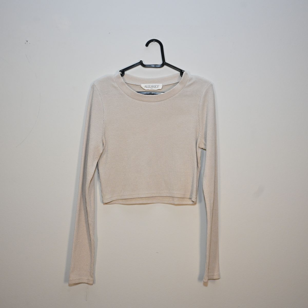 Camiseta cropped bege