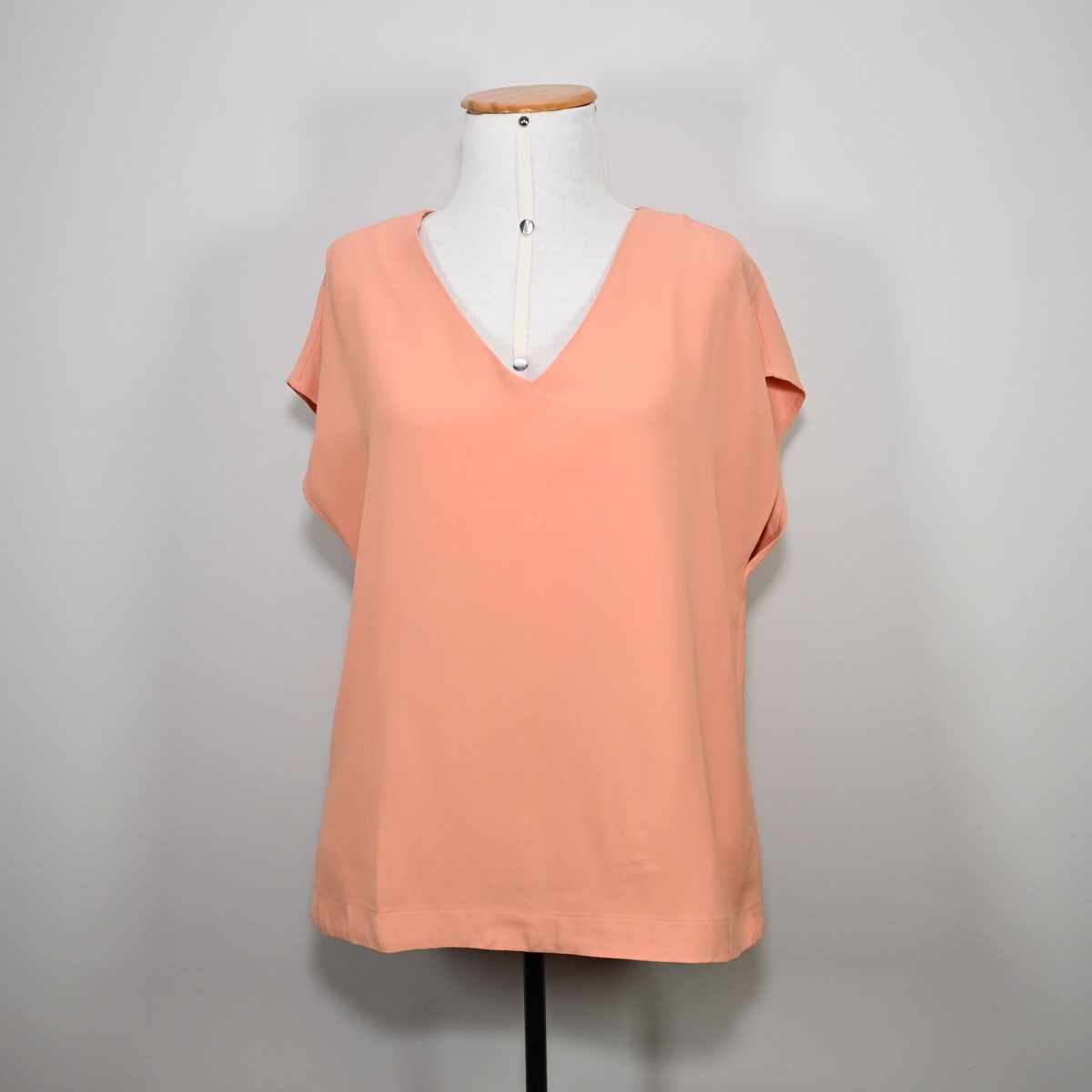 Camiseta laranja claro