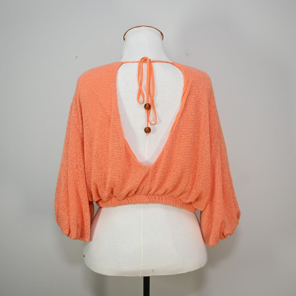 Blusa laranja atoalhada