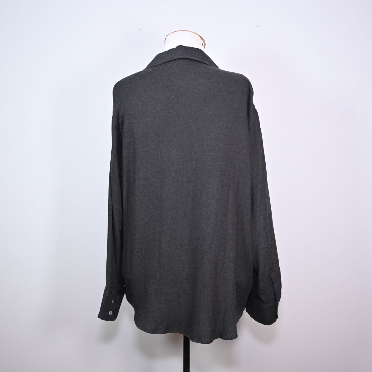 Camisa preto grafite