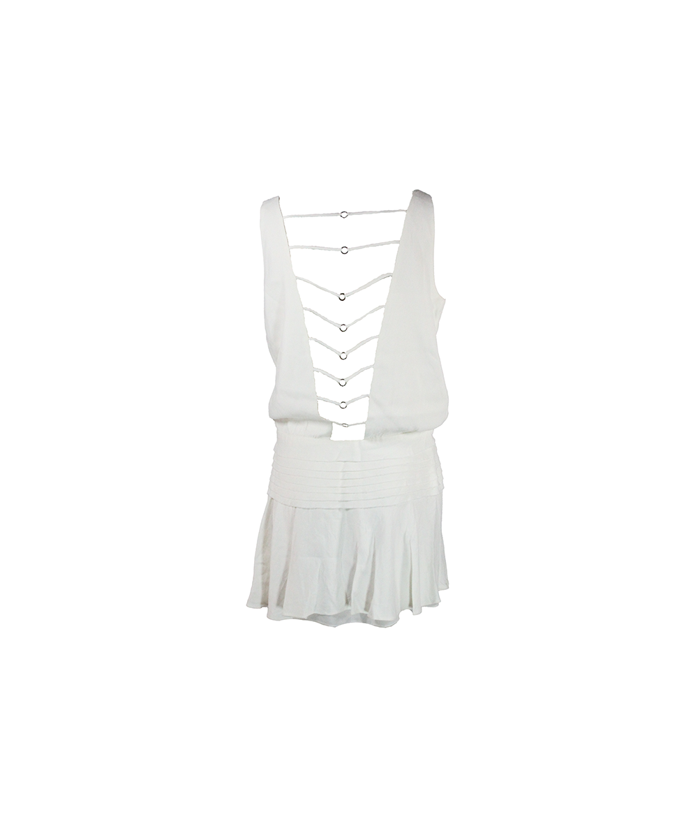 Vestido Curto Branco com Costas Abertas