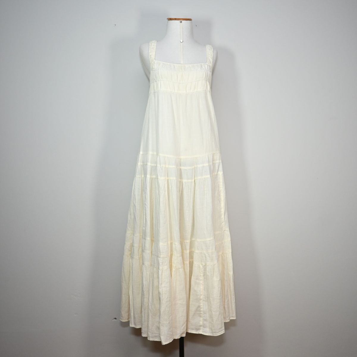 Vestido longo branco regata