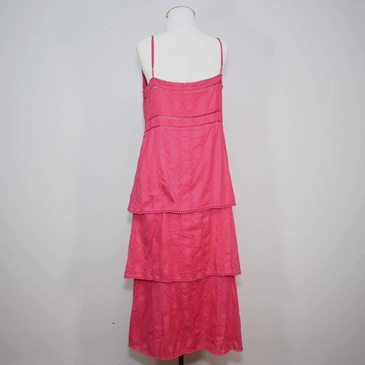 Vestido longo rosa com babados
