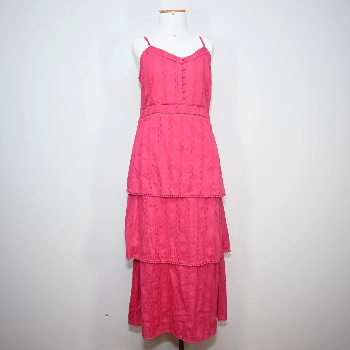 Vestido longo rosa com babados