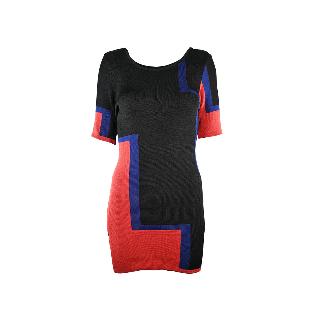 Vestido curto preto vermelho e azul de malha