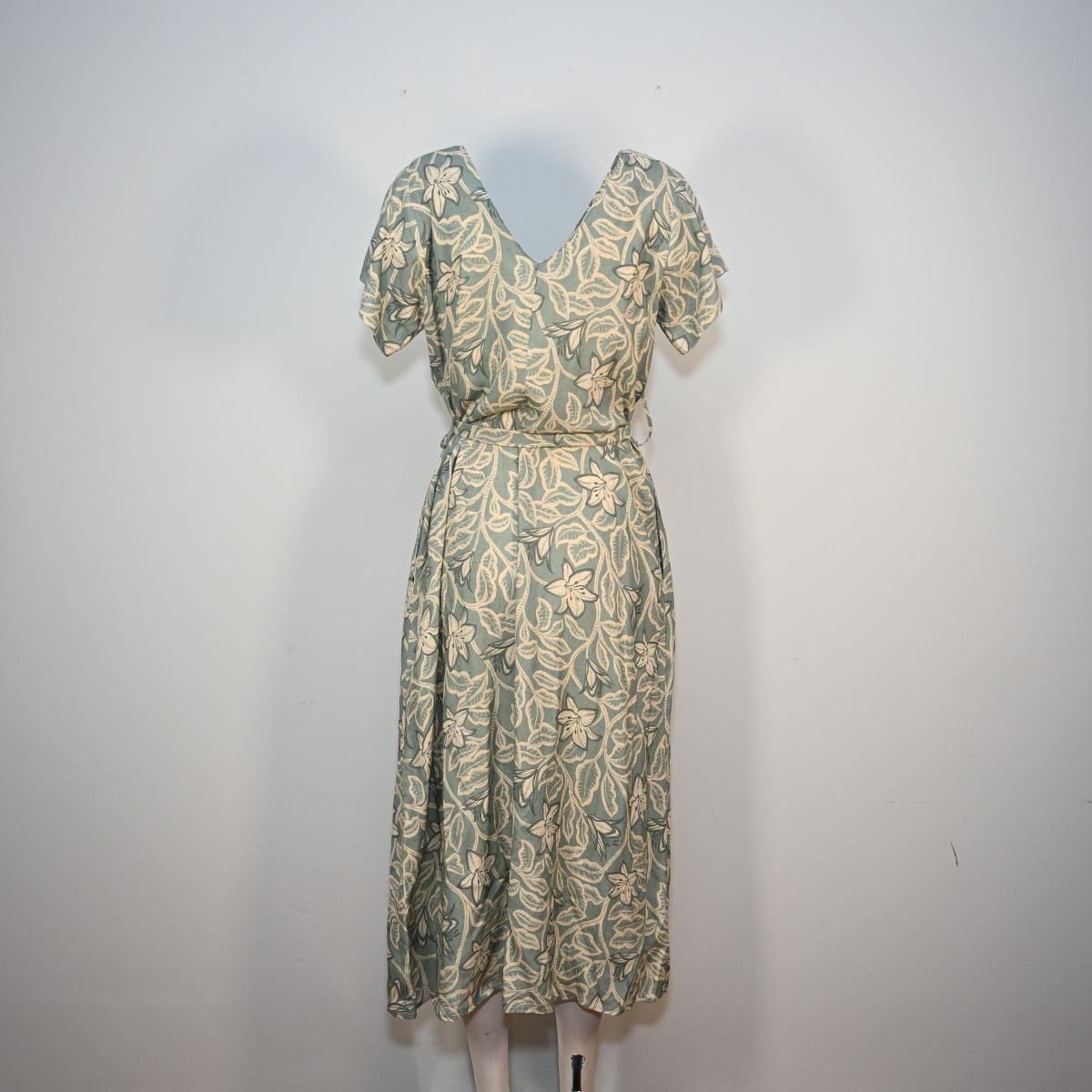 Vestido longo floral verde