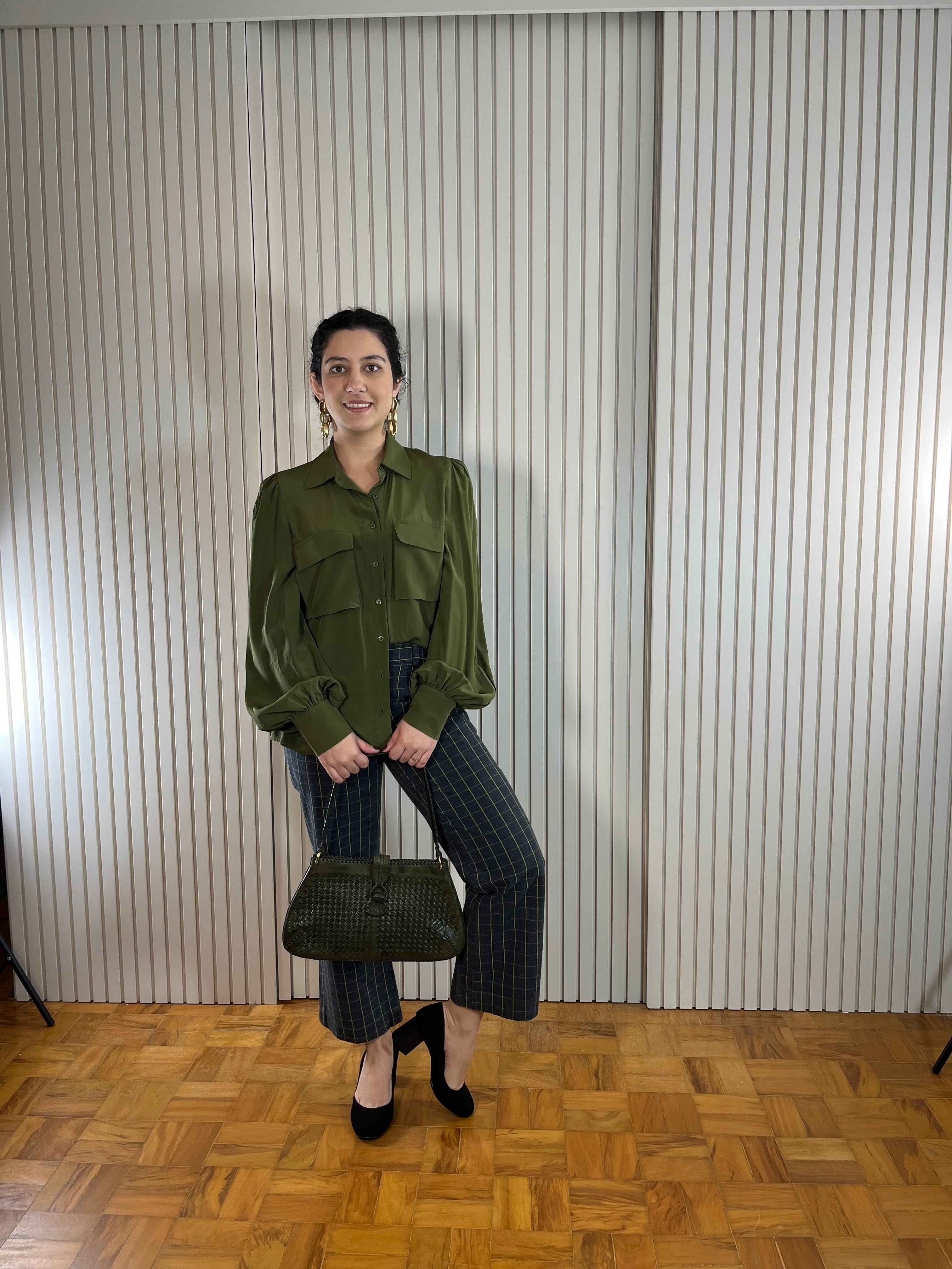 Bolsa Média de Couro Verde Militar