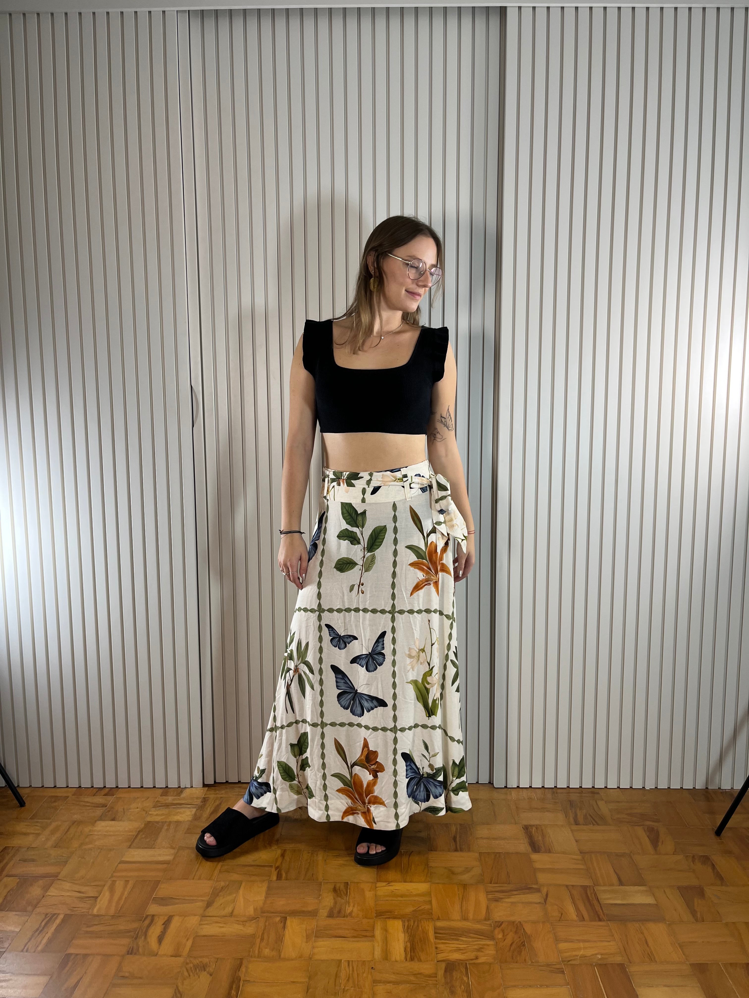 Saia midi branca floral
