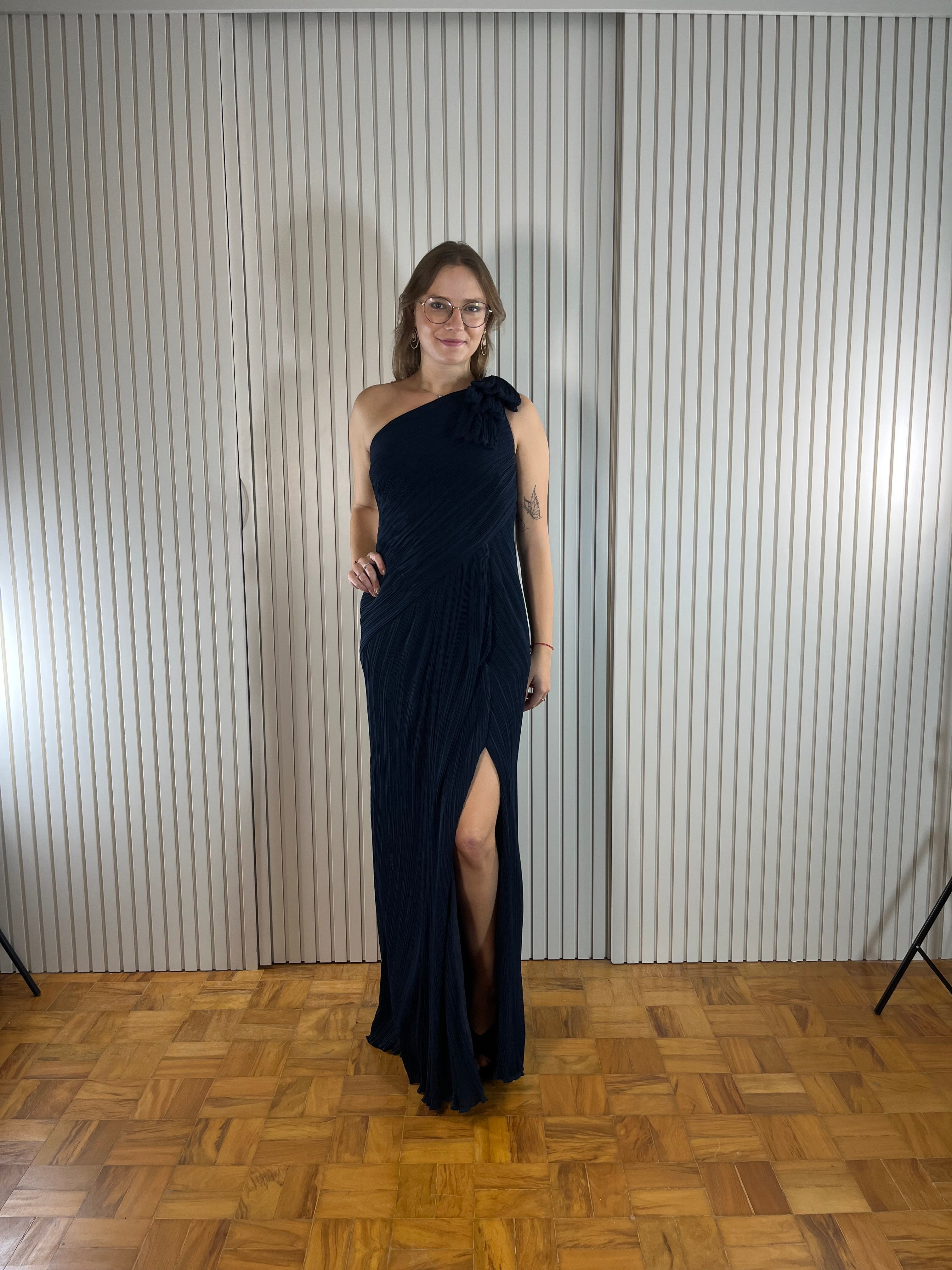 Vestido de Festa Azul-Marinho com um Ombro