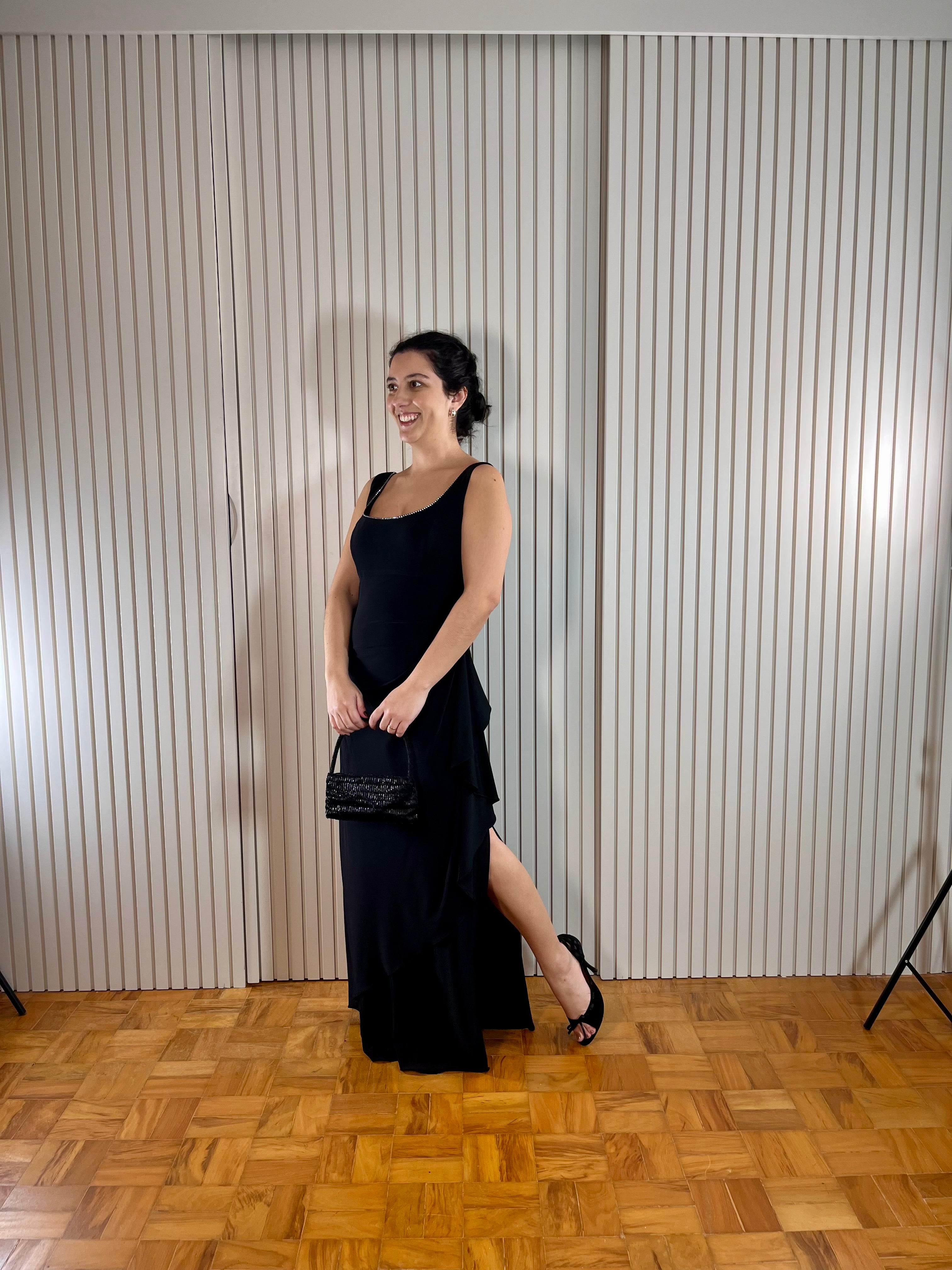Vestido de Festa Preto Regata