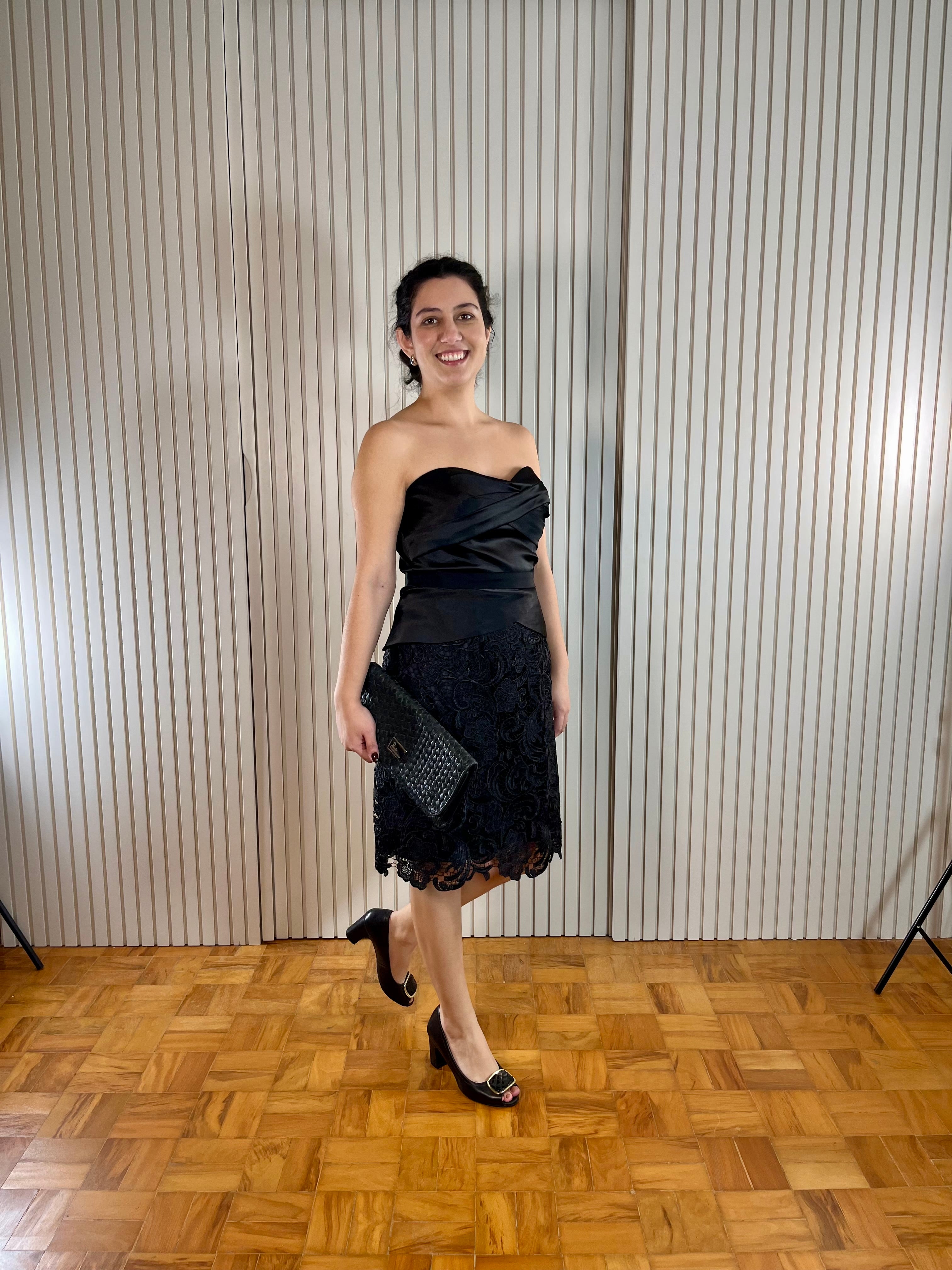 Vestido de Festa Preto Rendado
