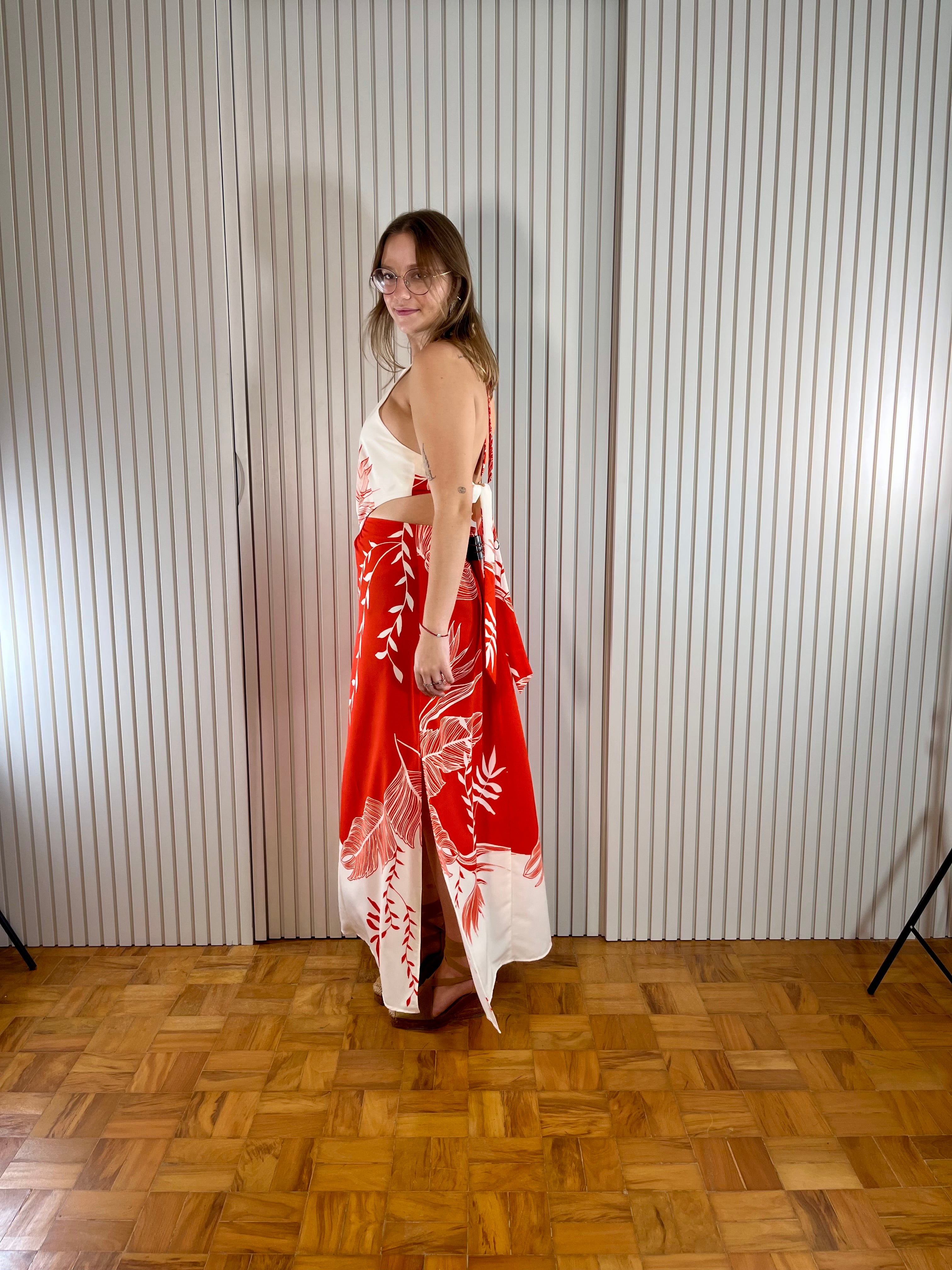 Vestido Longo Branco e Veremlho