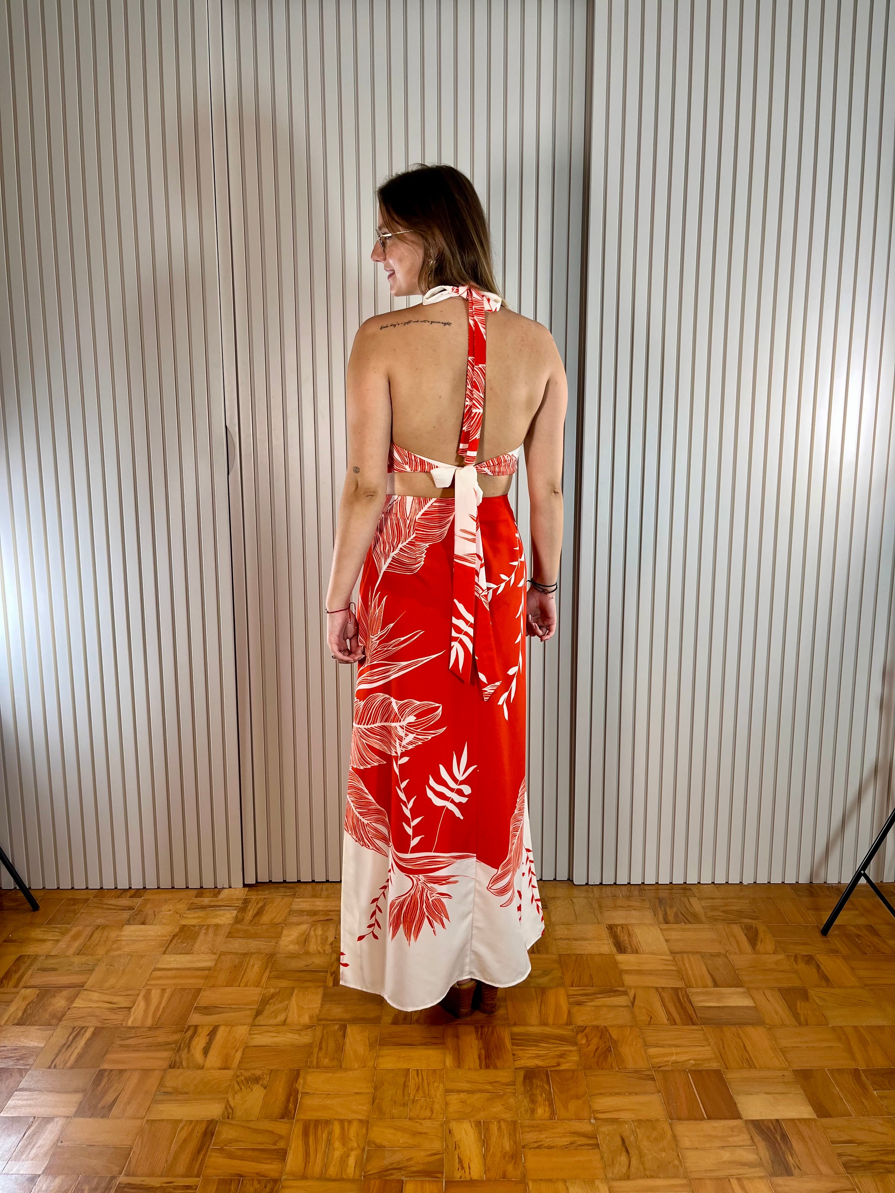 Vestido Longo Branco e Veremlho