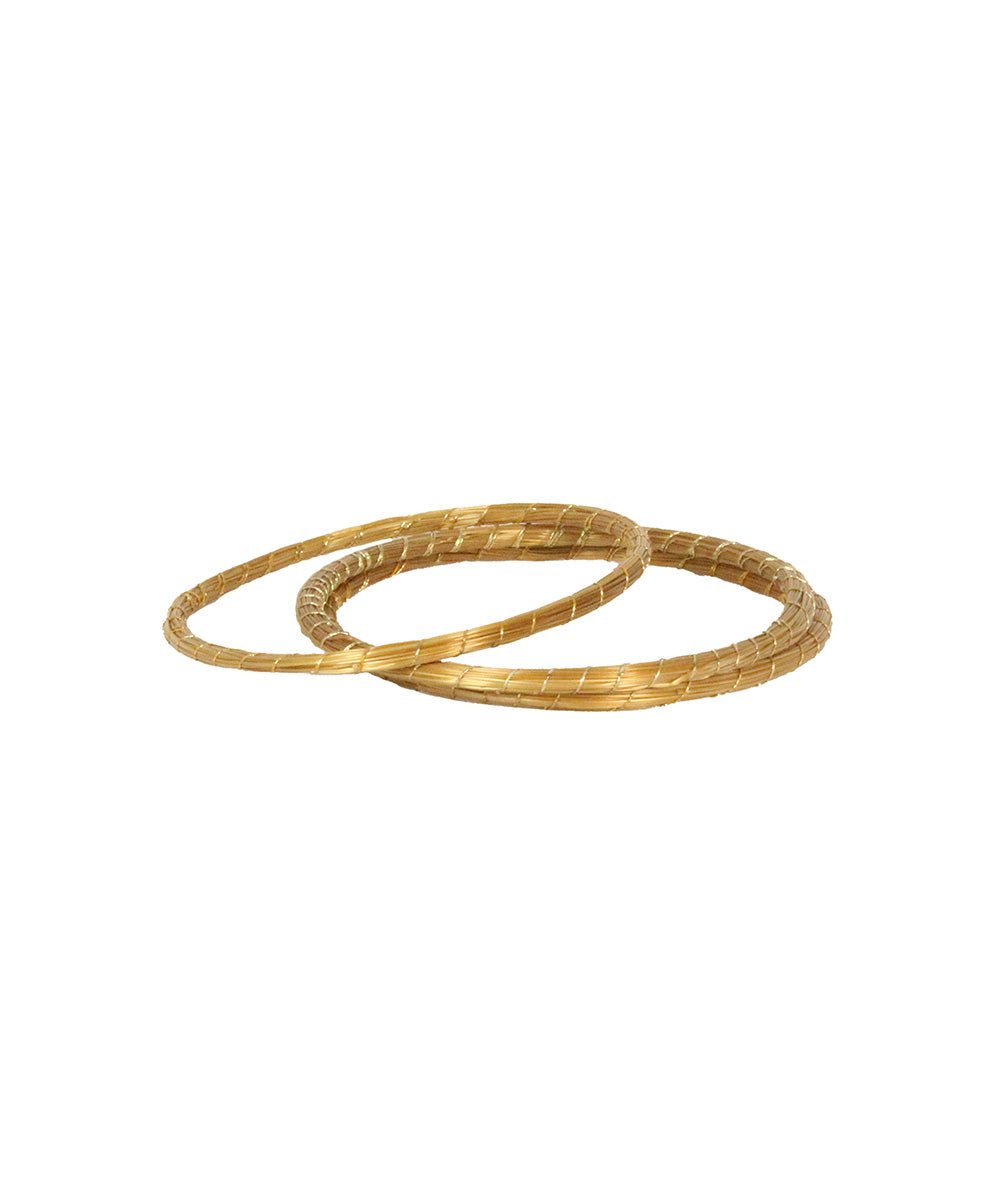 Pulseiras de capim dourado