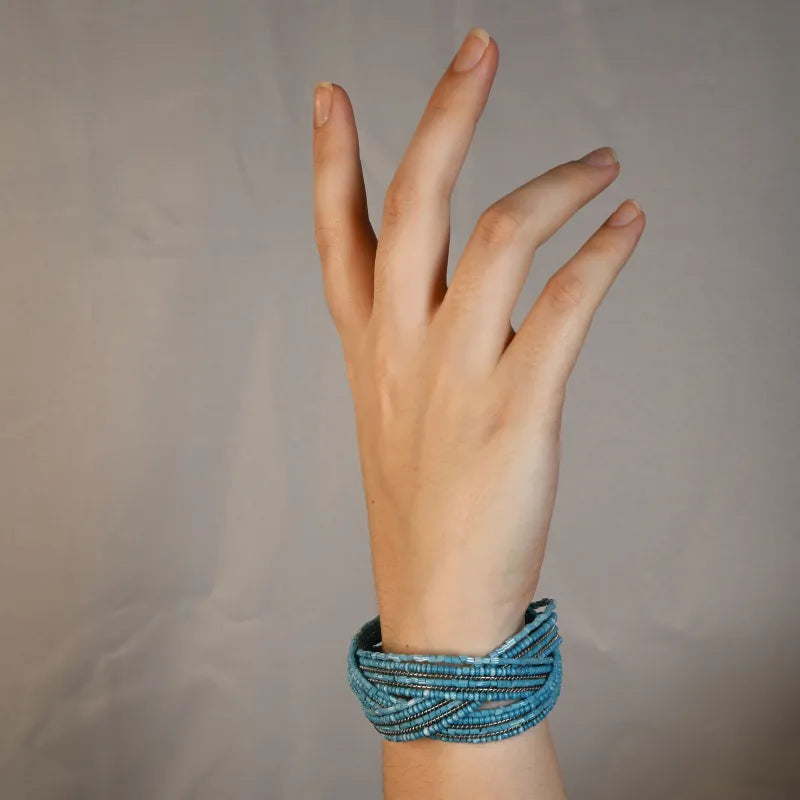 Pulseira Com Miçangas Azuis