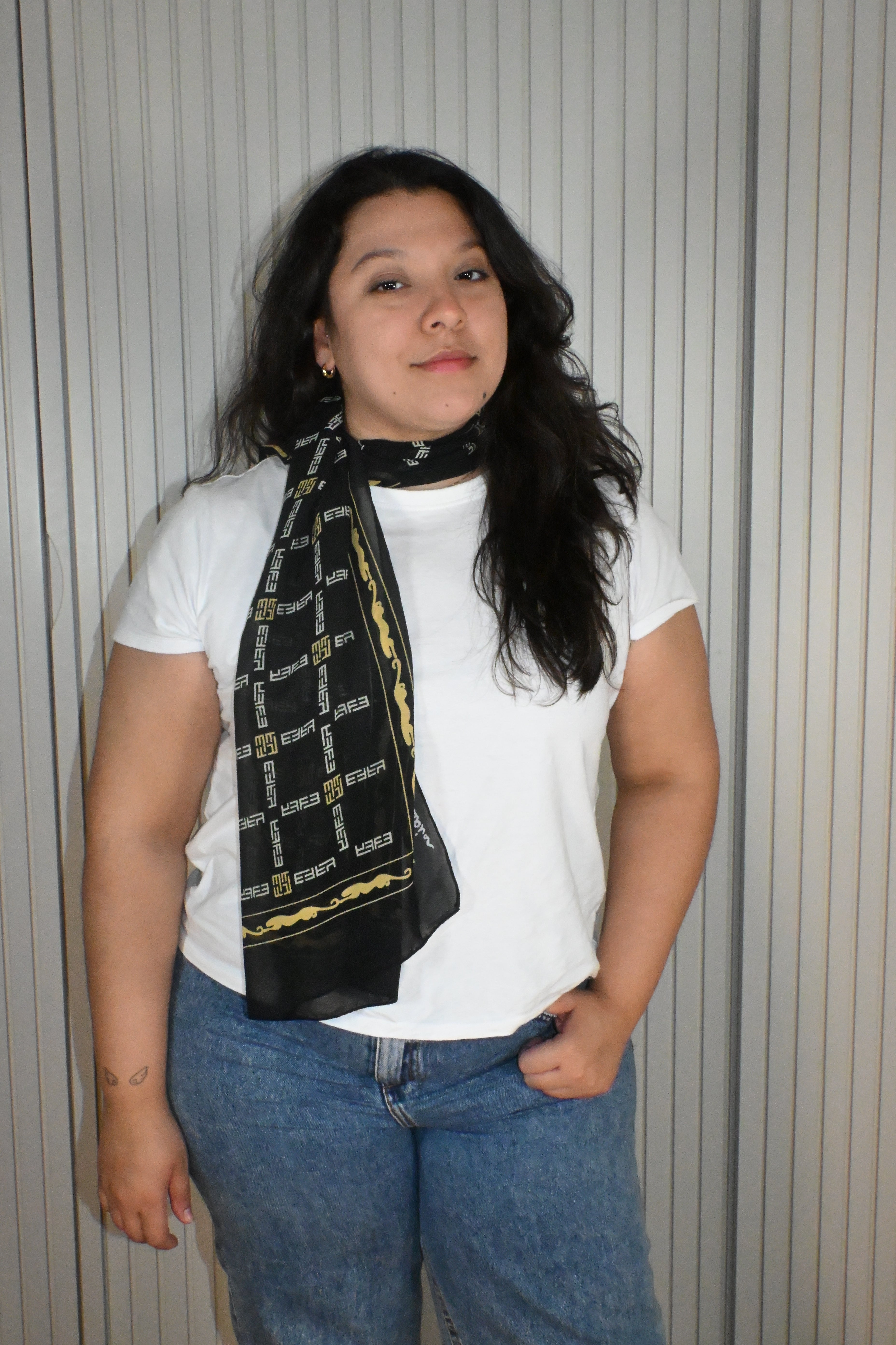 Lenço preto estampado