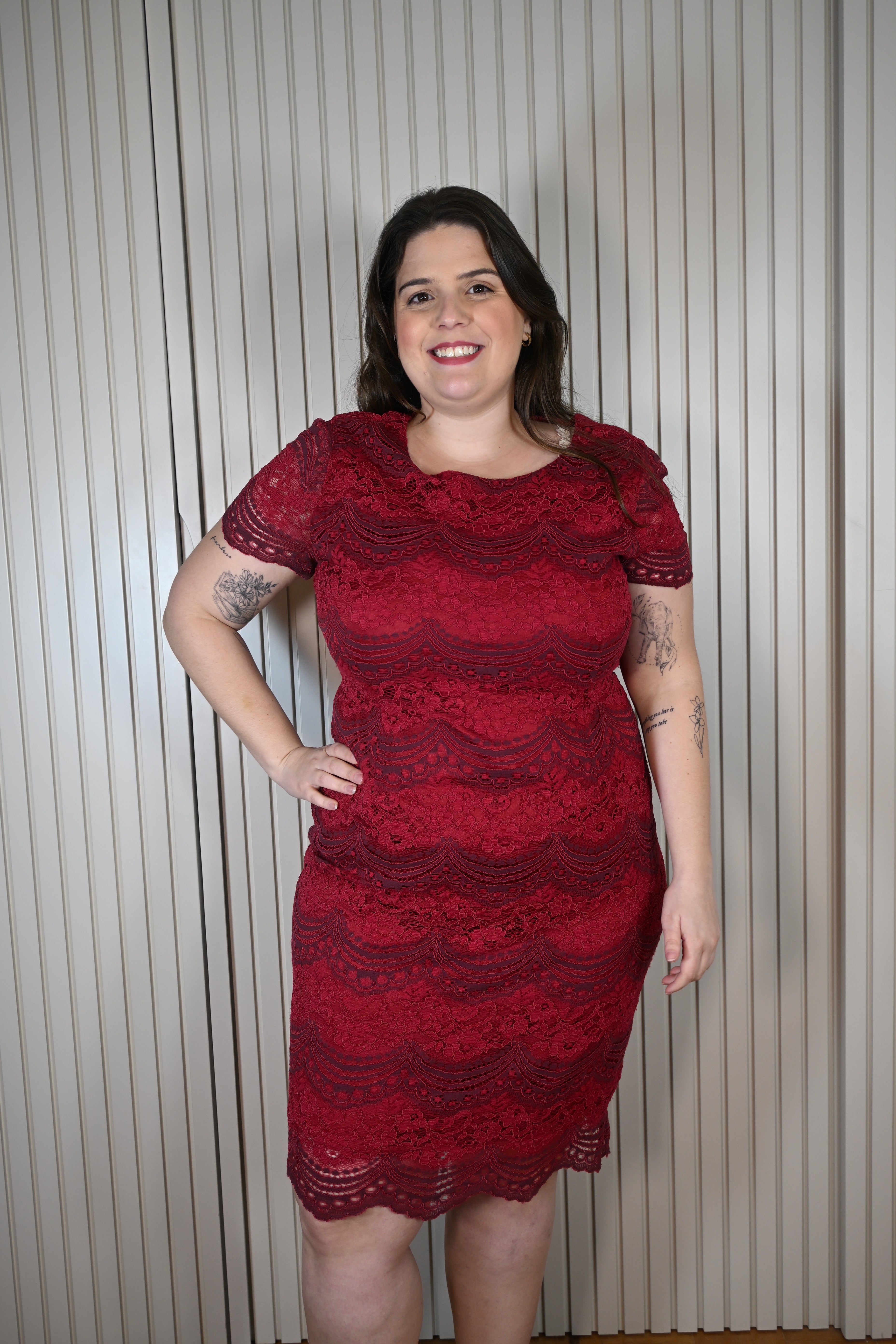Vestido de renda vinho