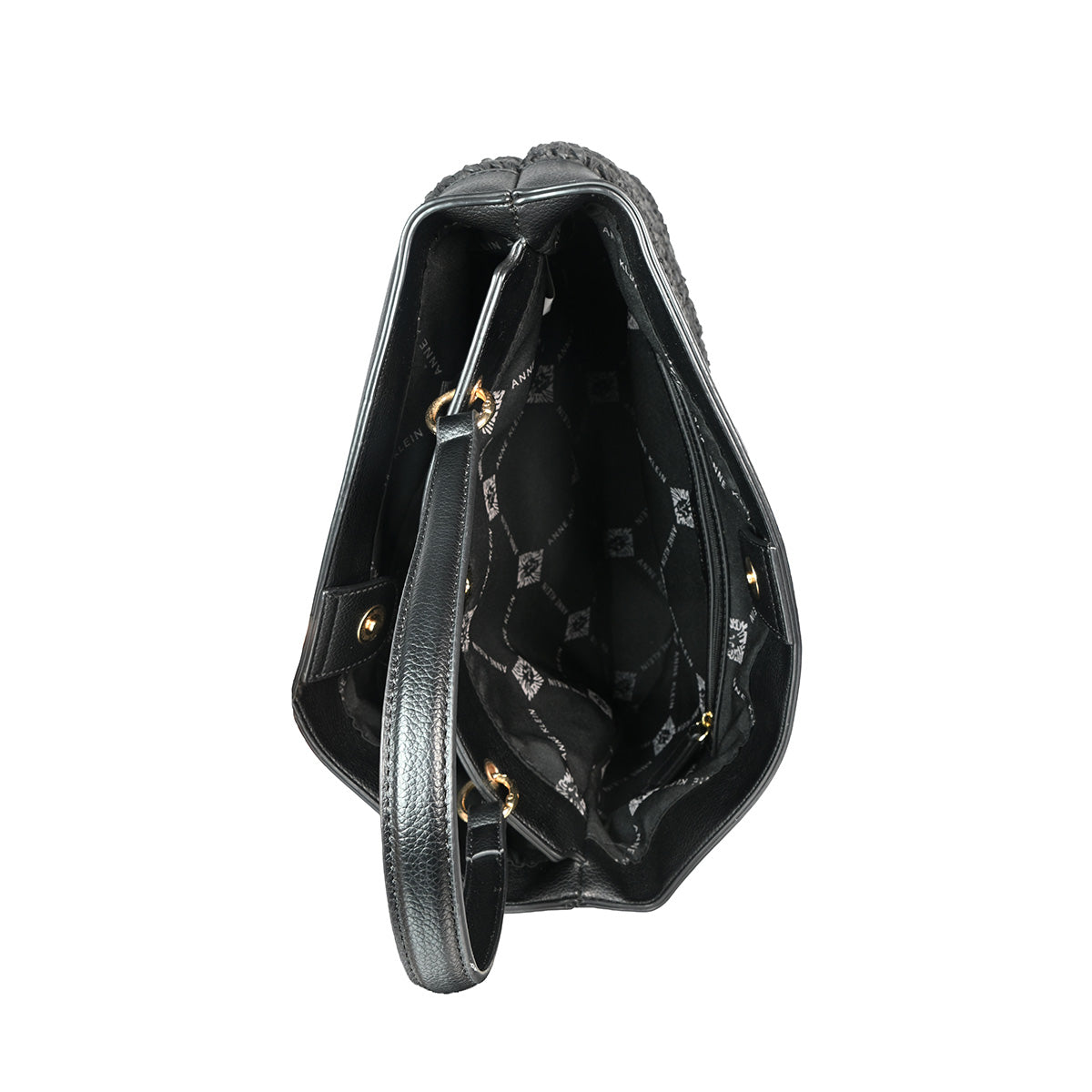 Bolsa preta grande com palha