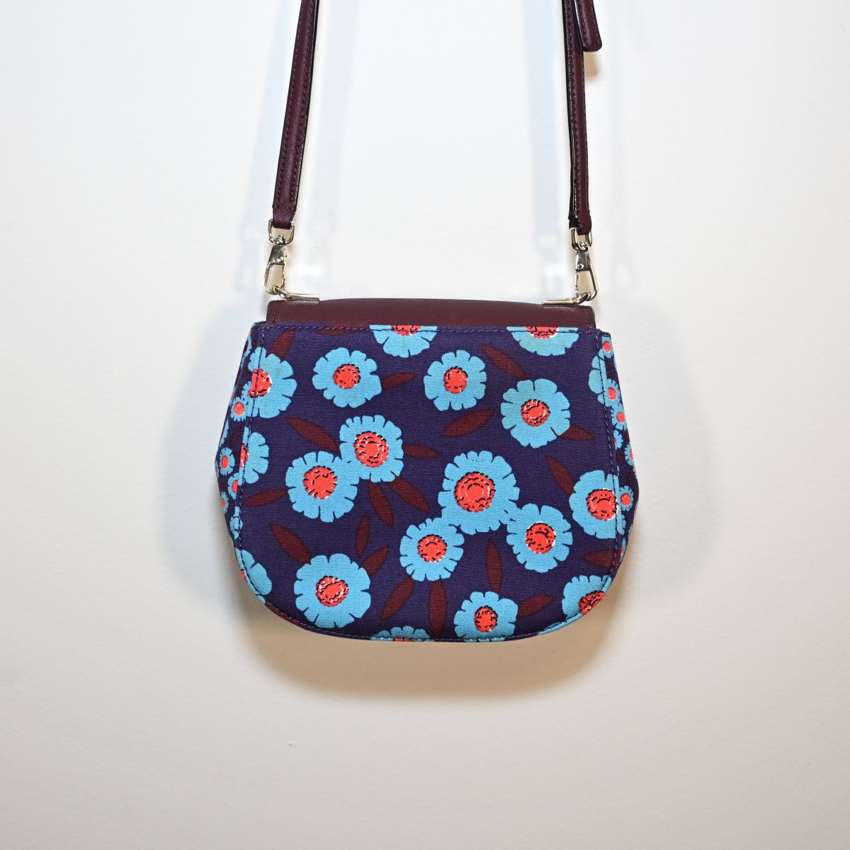 Bolsa pequena floral azul