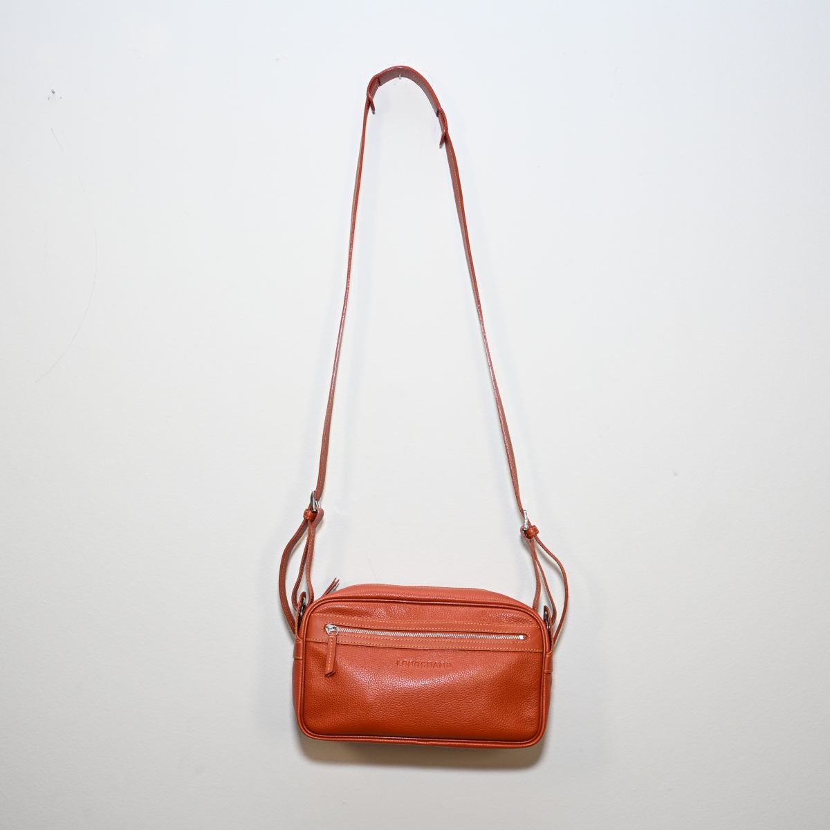 Bolsa tiracolo de couro laranja