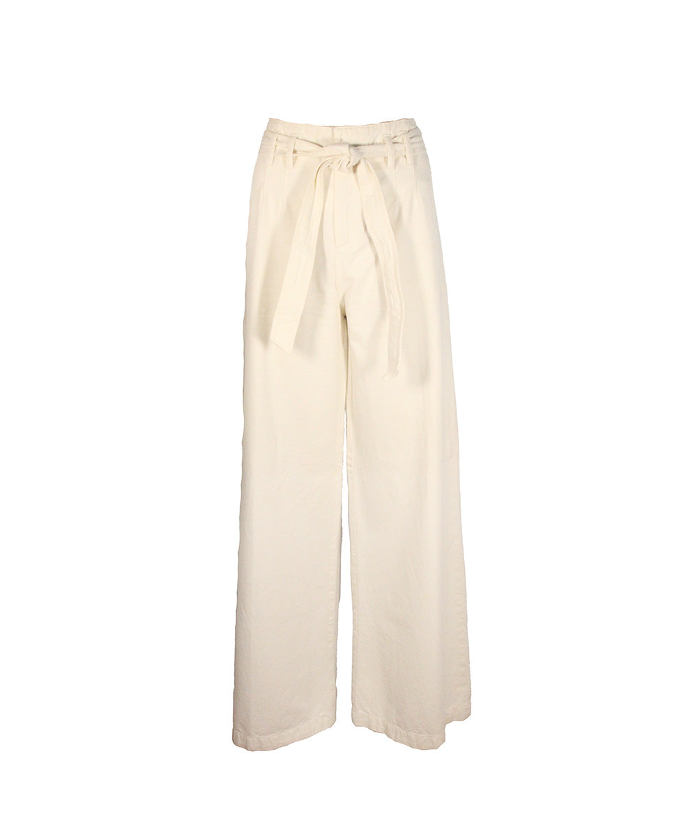 Calça branca pantalona com cinto