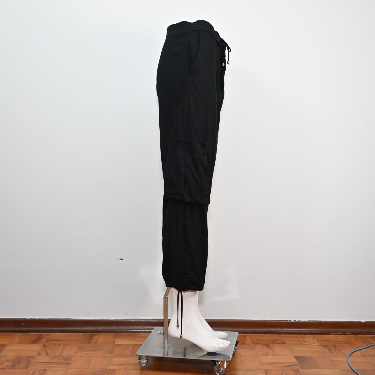 Calça preta cargo