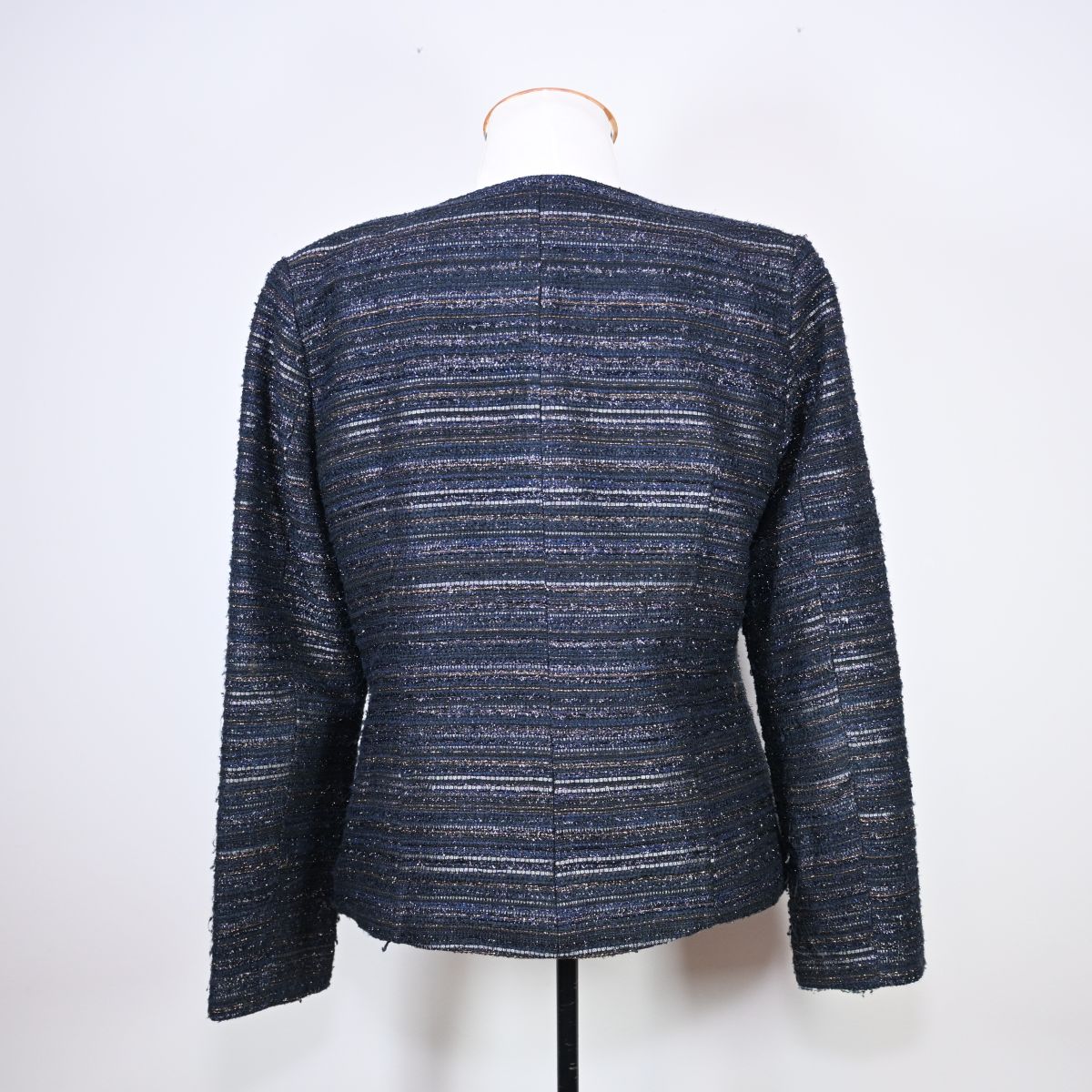 Casaco de tweed azul marinho com fio metalizado