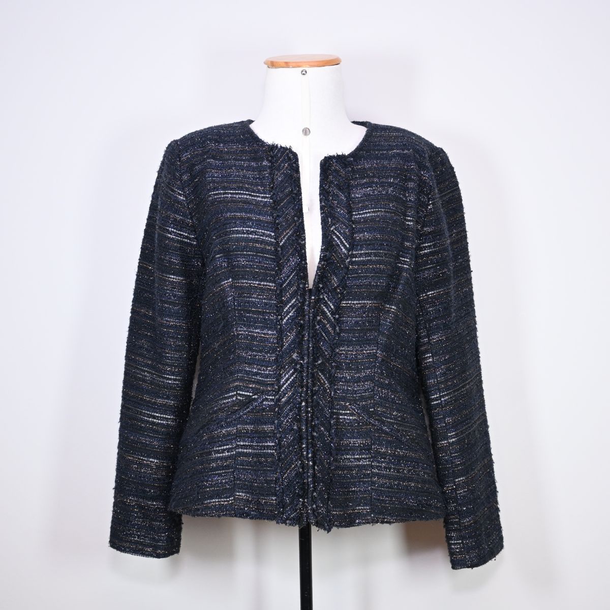 Casaco de tweed azul marinho com fio metalizado