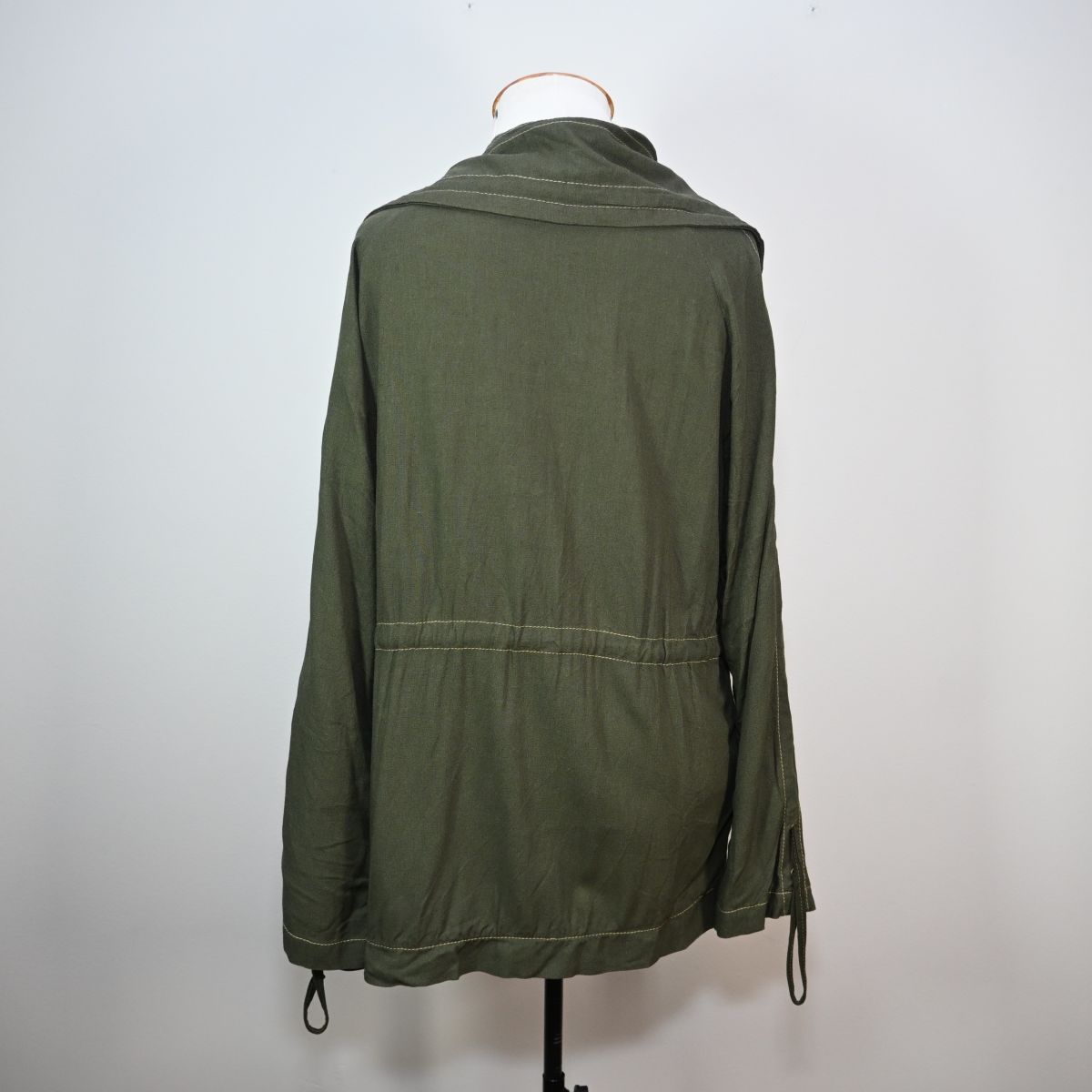 Parca verde musgo