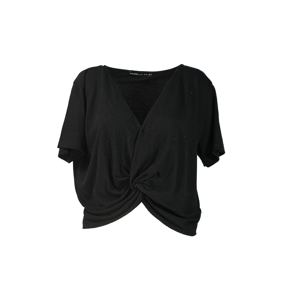 Blusa preta com torção frontal