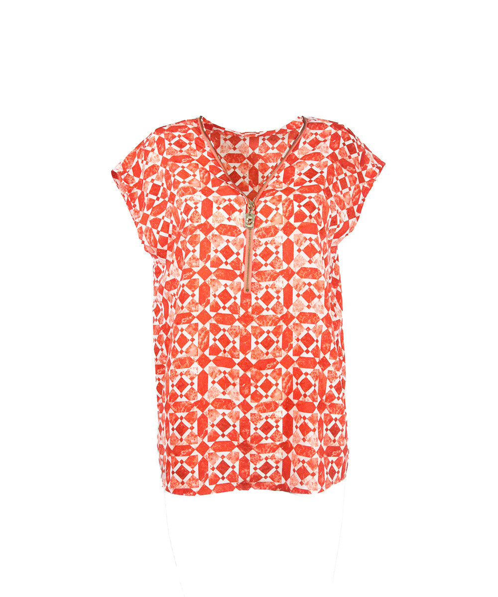 Blusa Branca e Rosa Estampada