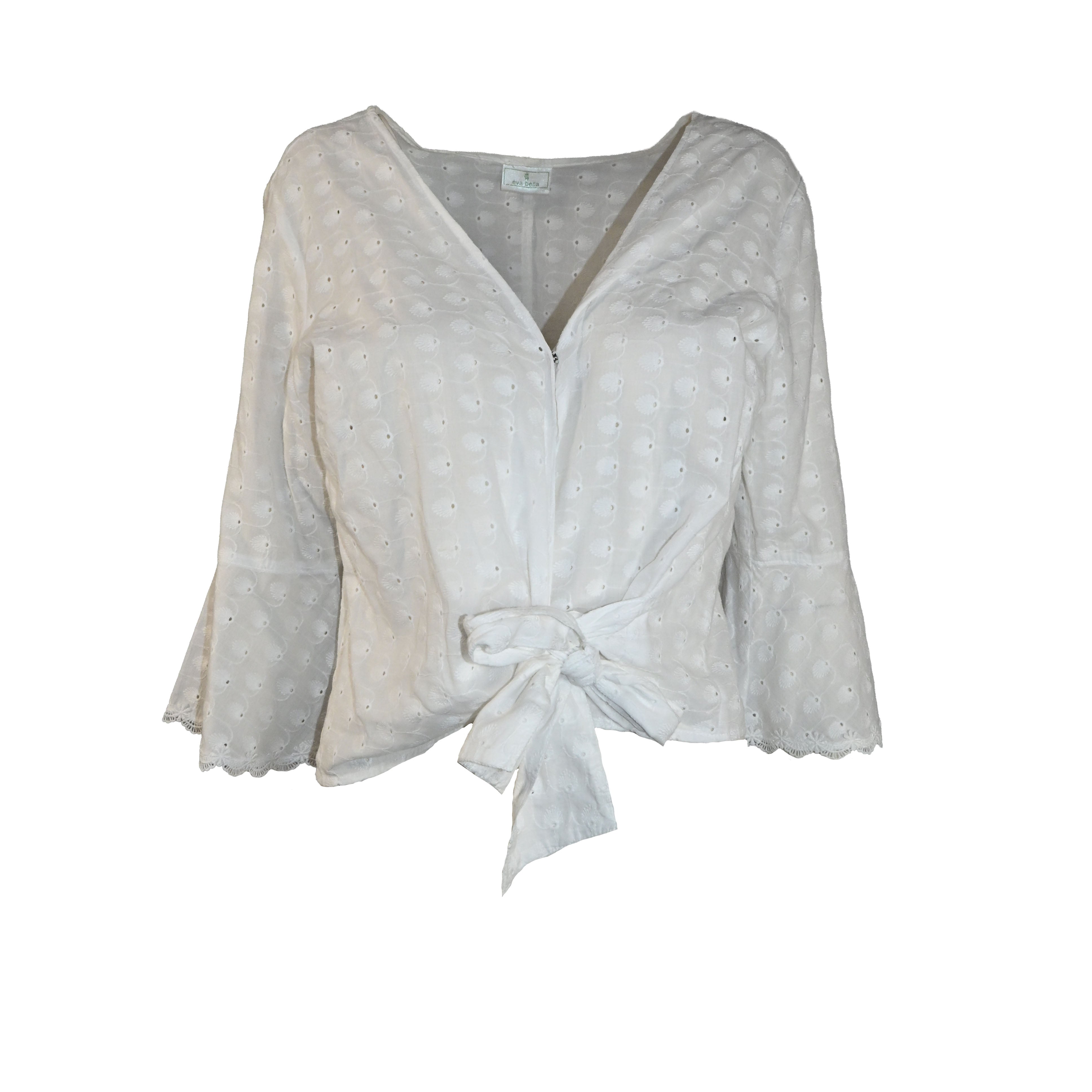 Blusa branca laise com amarração