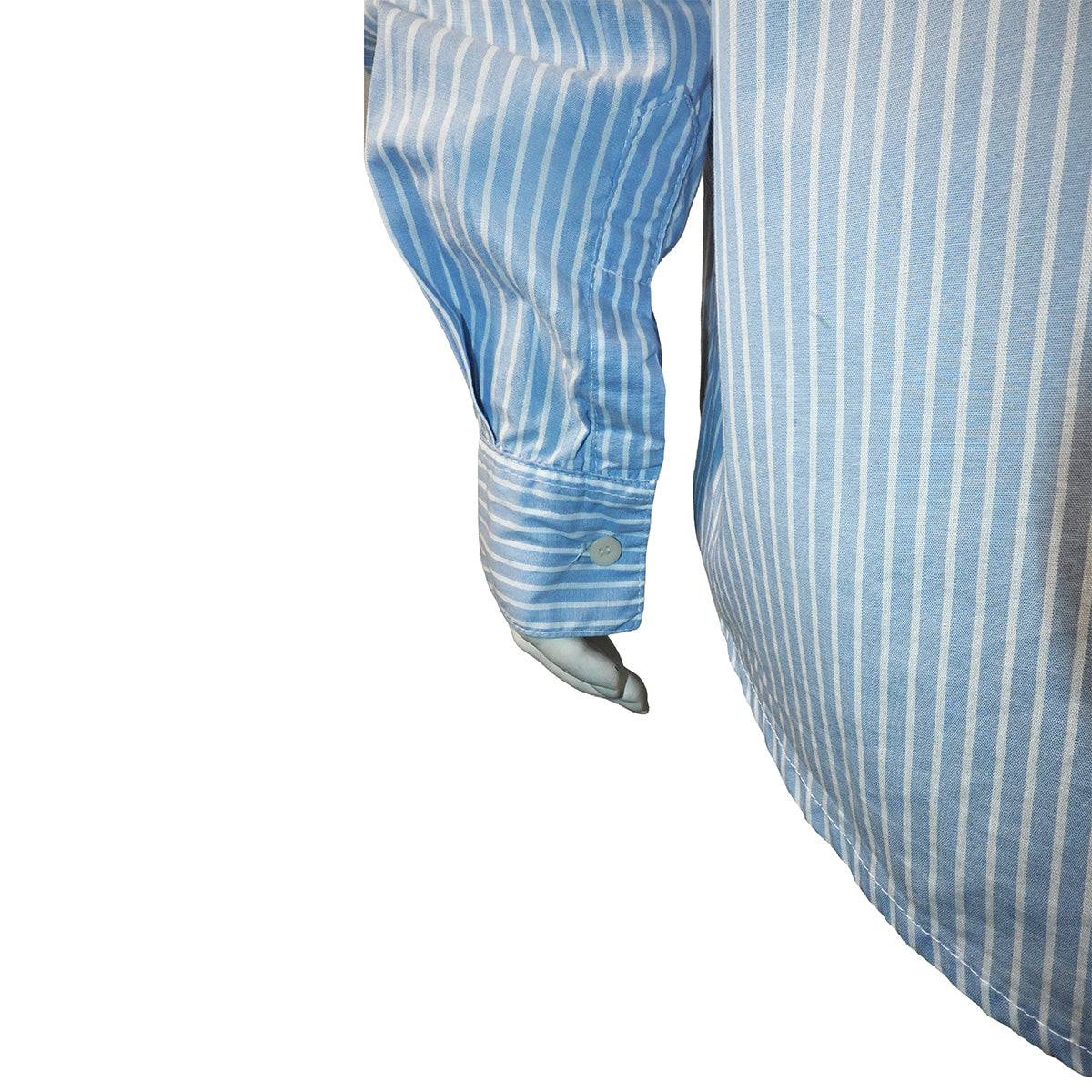 Camisa azul com listras brancas