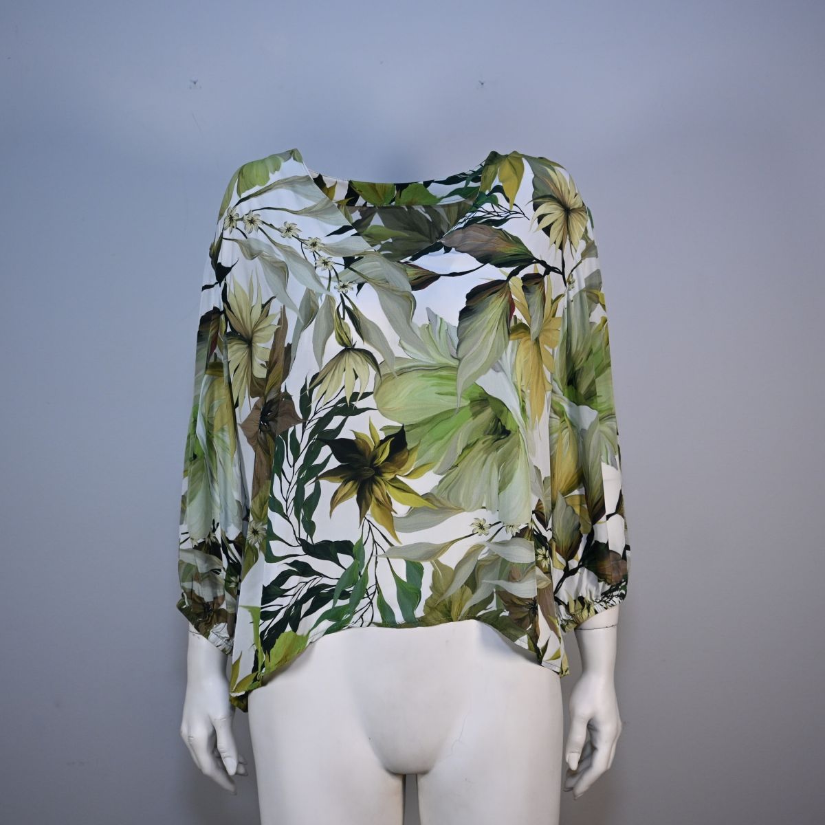 Blusa floral verde