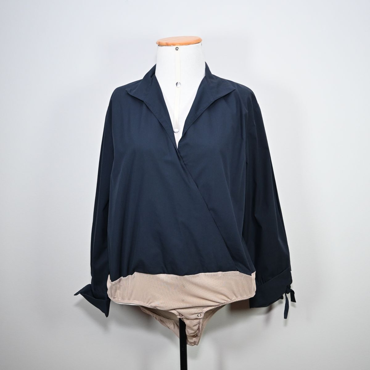 Body camisa azul marinho