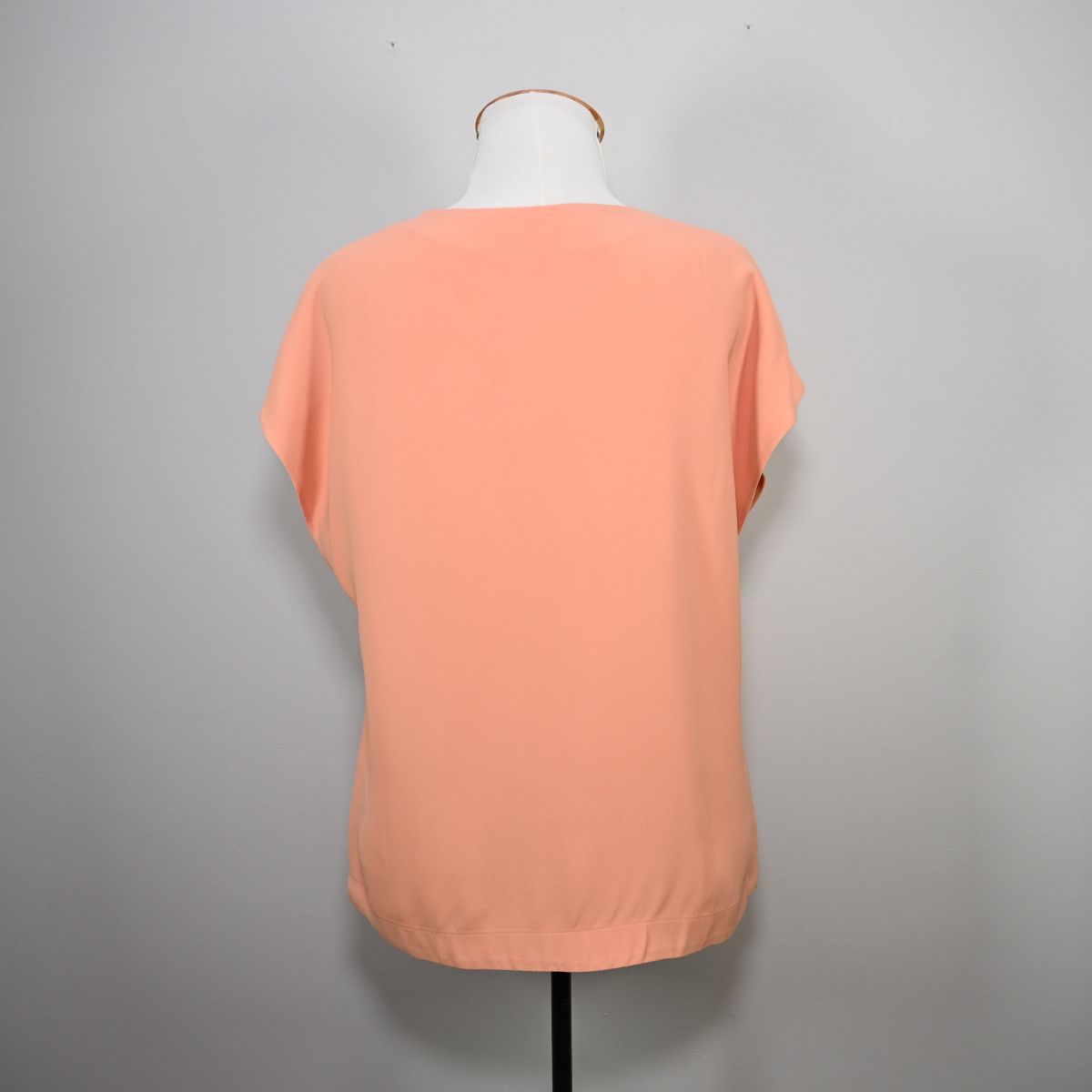 Camiseta laranja claro