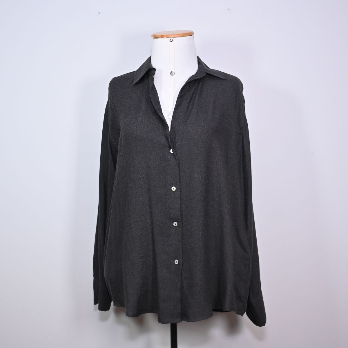 Camisa preto grafite
